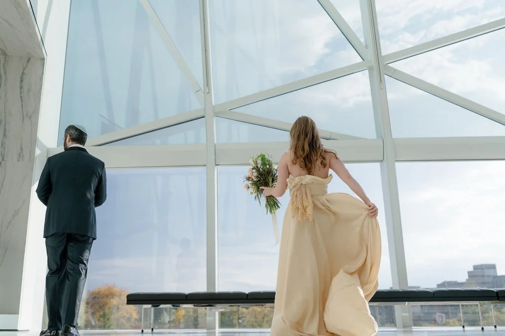 art-museum-wedding-portraits.jpg