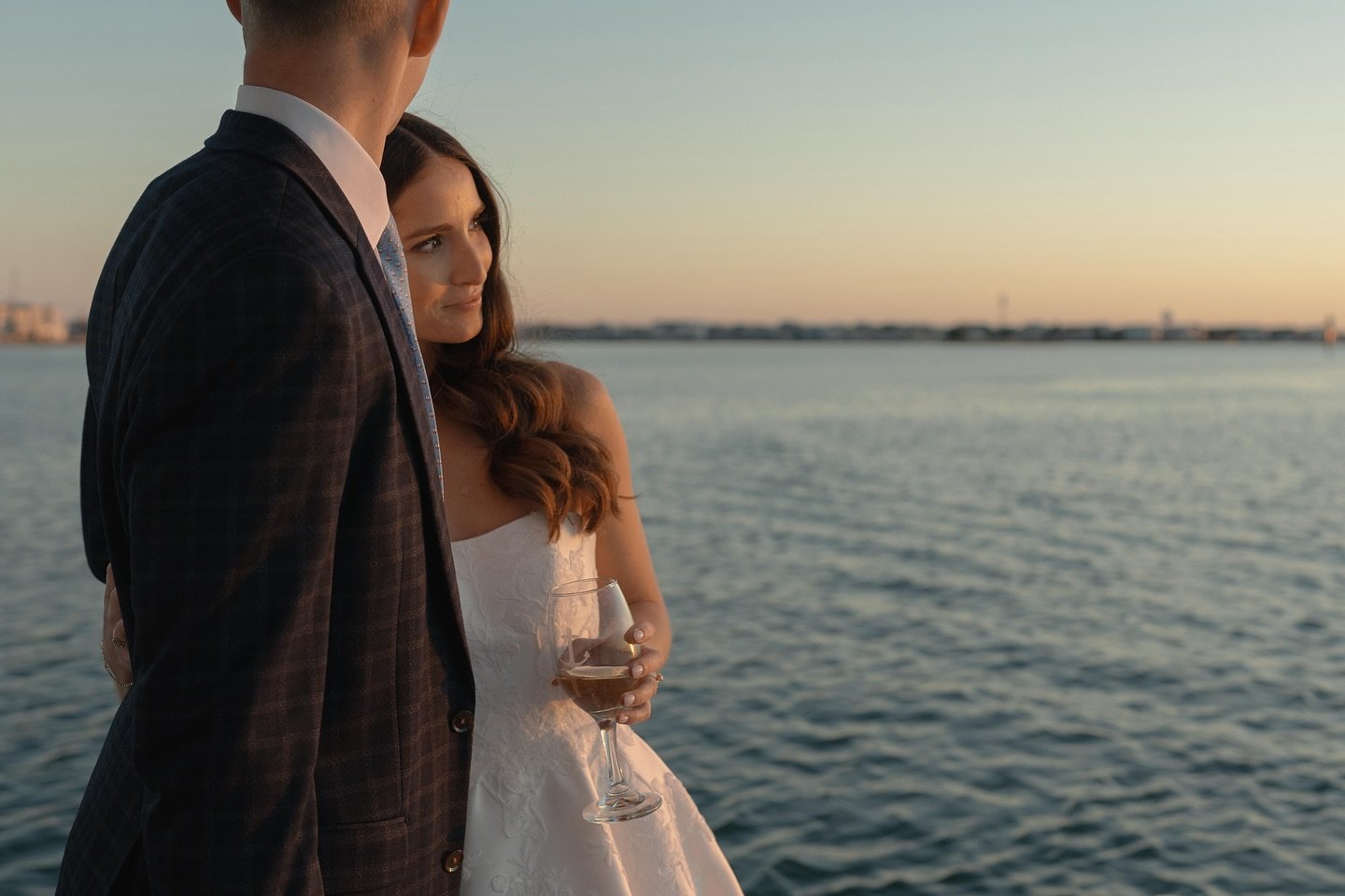 As wedding season kicks off, I'm still over here reflecting on the amazing celebrations and opportunities from last year. Like this stunning day second shooting for the amazing @kellymour__ ❣️