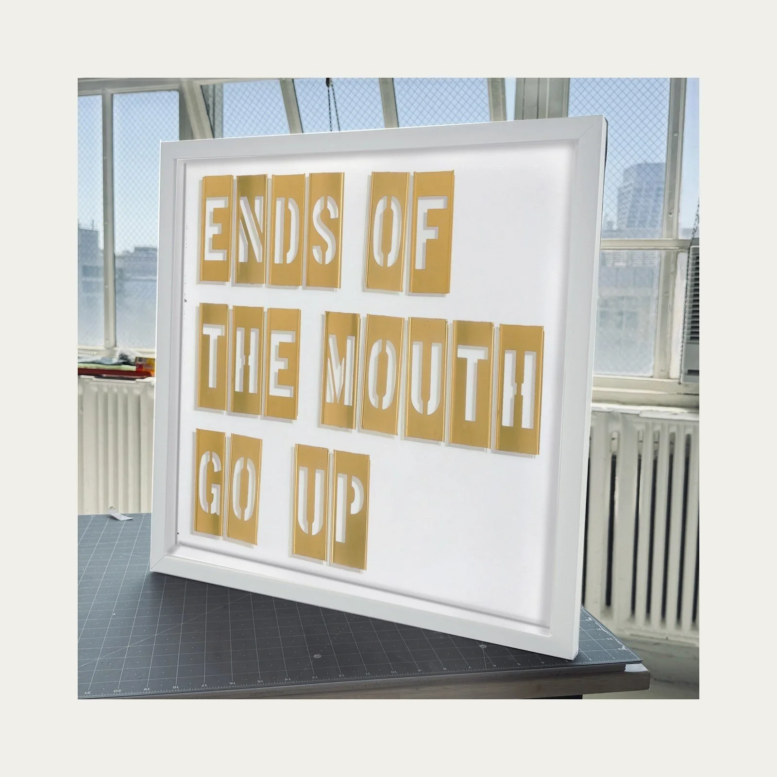 28-ends-of-the-mouth-go-up-grid.jpg