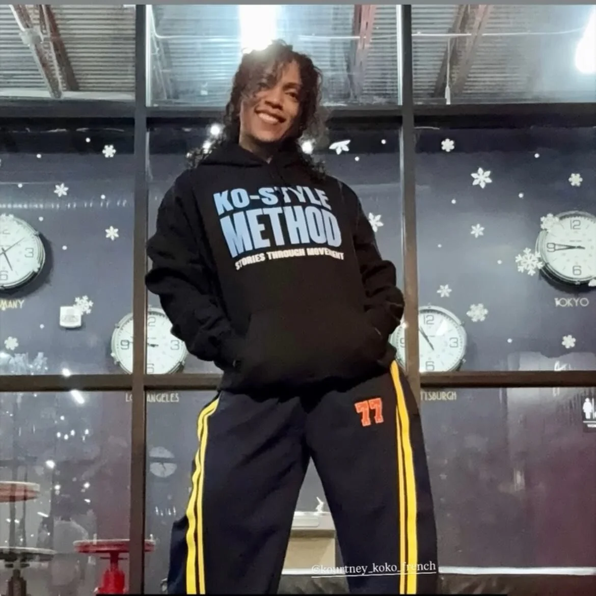 Love that @margunz16 &amp; @thatsme.harts are repping the method!!! Love you guys!
&bull;
T-Shirts are what&rsquo;s left