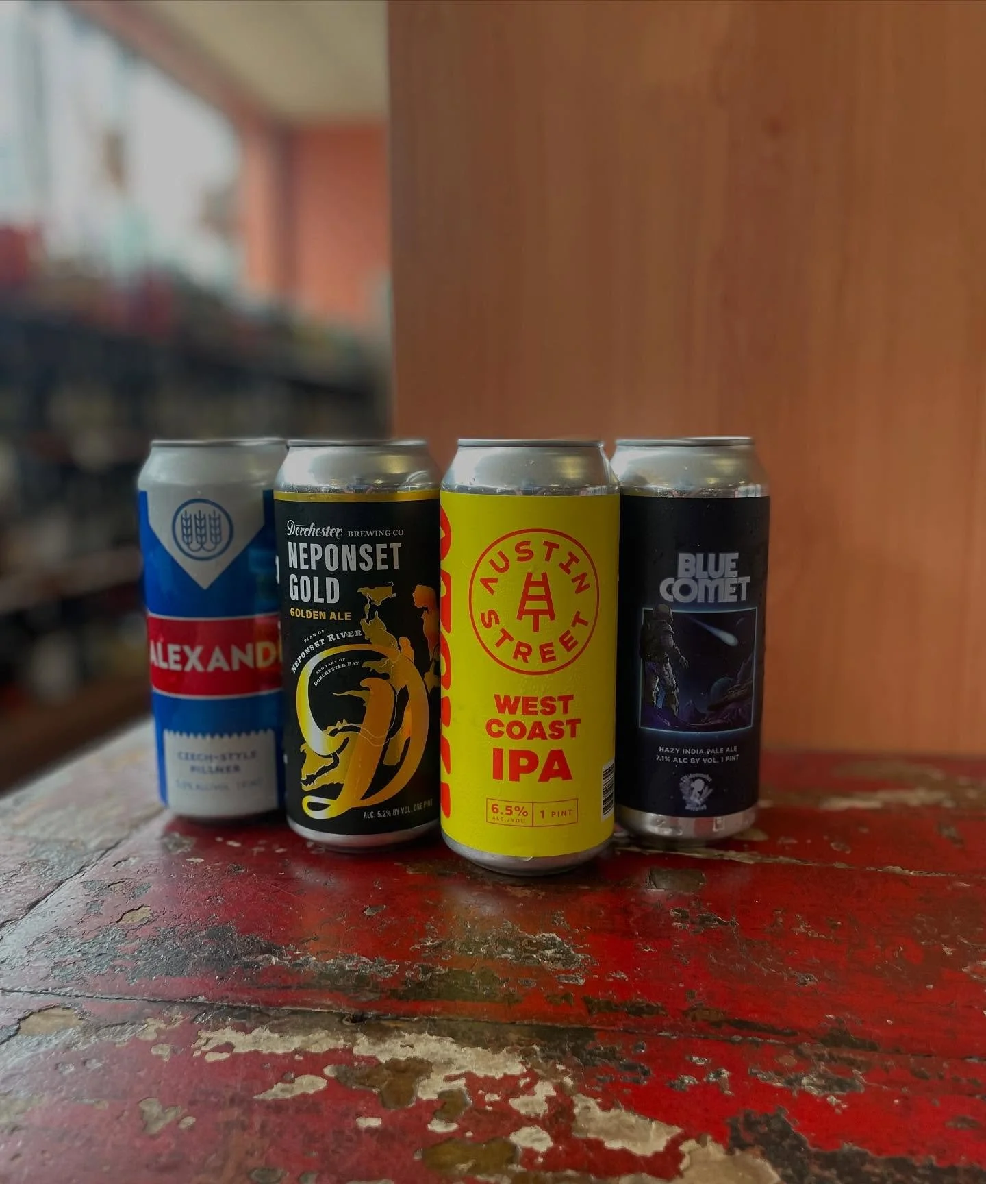 Join us today from 4-6 as we taste some craft beers from across New England! Jay from @craftcollectivehomegrown will be pouring this afternoon. Cheers 🍻
