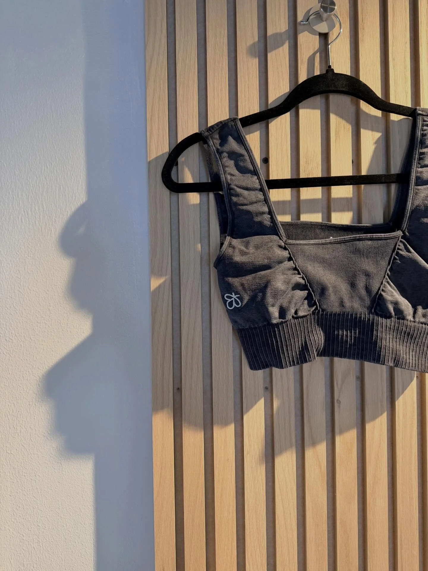 Hop little bunnies hop hop hop, hop little bunnies hop hop hop&hellip;. All morning with this fucking Ms. Rachel, anyway Happy Easter if that&rsquo;s what you&rsquo;re into, if not idk pour one out for the homies anyway.. ps. hop on over and buy some