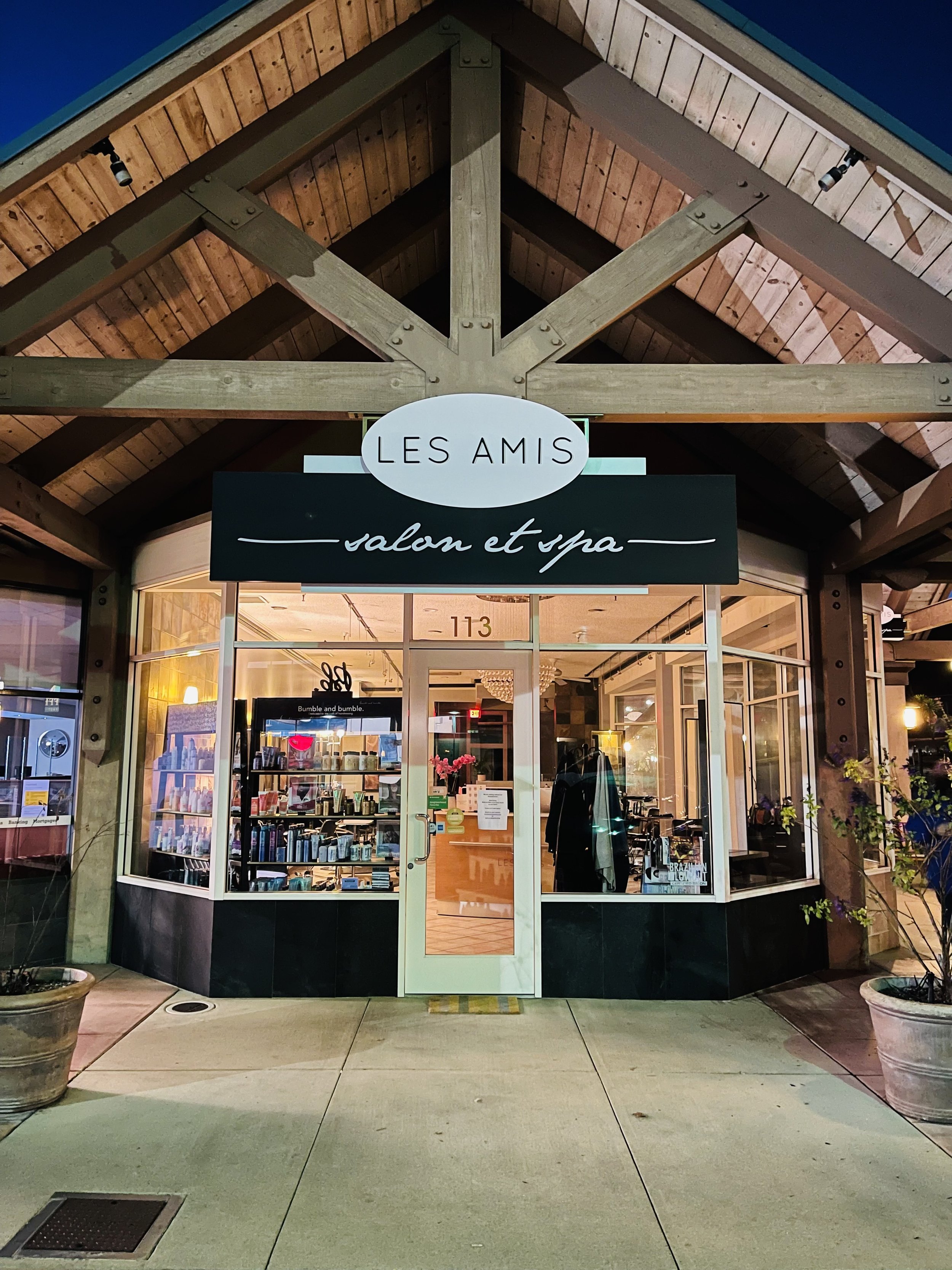 Les Amis Salon et Spa | San Mateo Bay Area