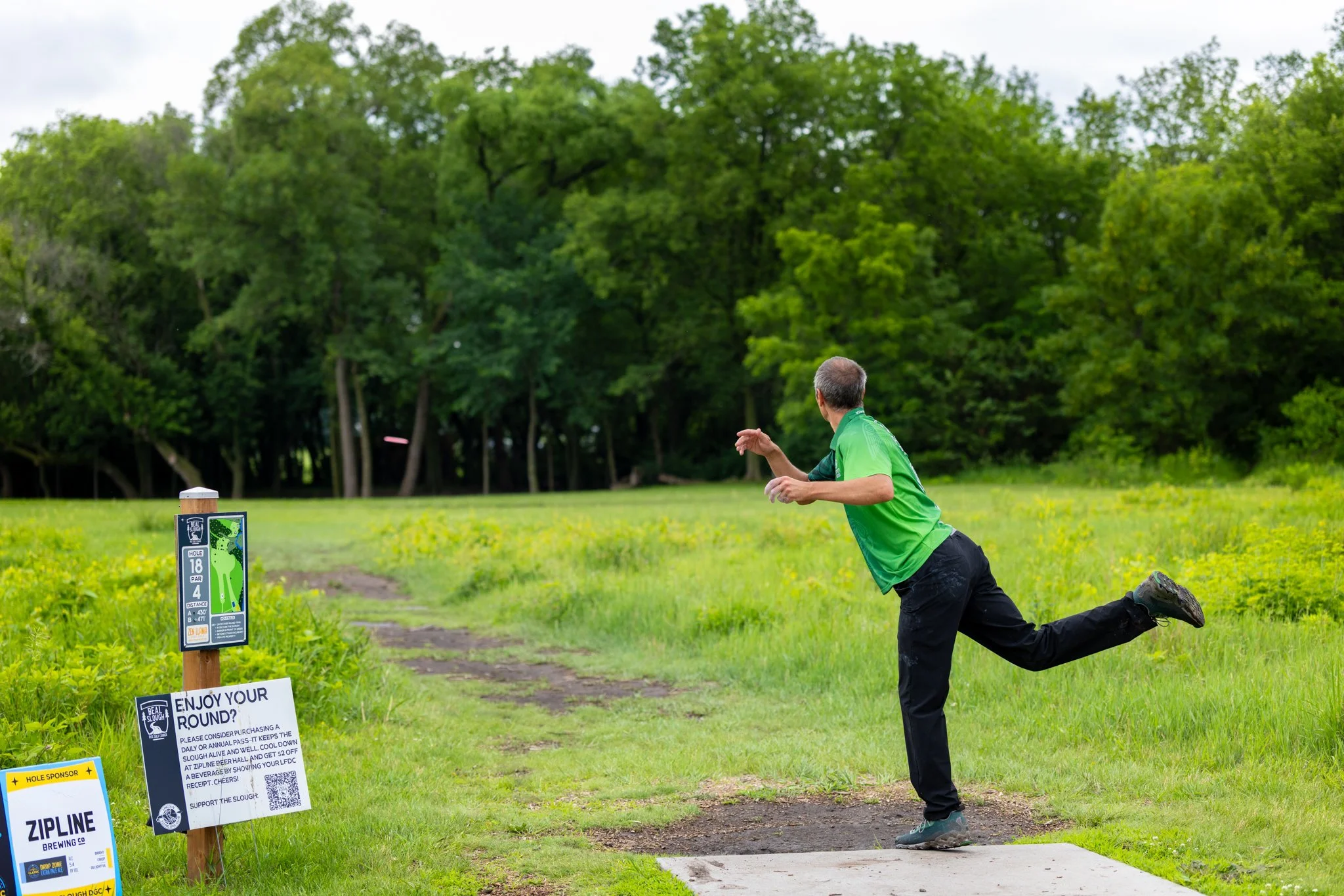 060526 SCC Disc Golf-61.jpg