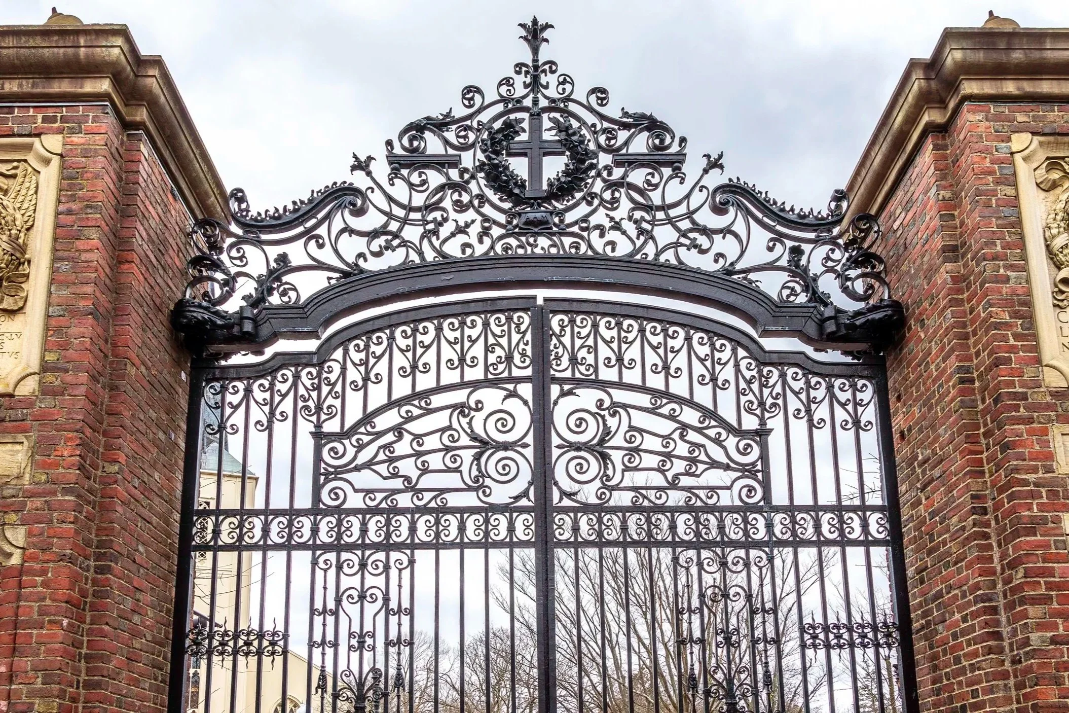 Gates of Harvard: Two Inscriptions