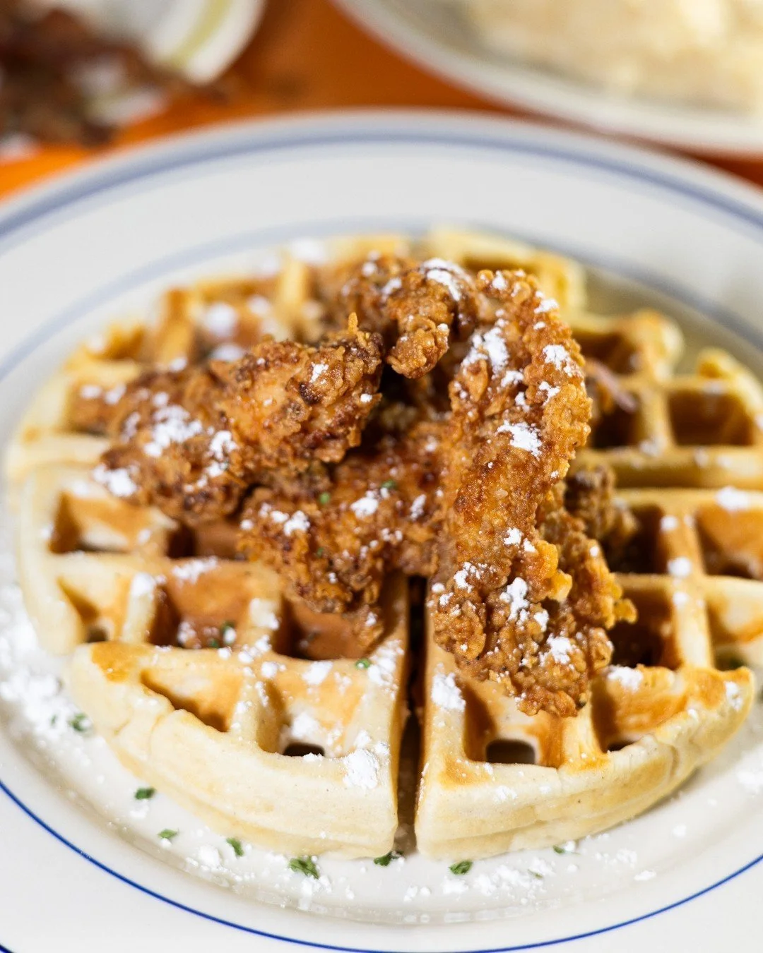 Can't go wrong with a classic chicken and waffles! 🧇 Make sure to ask for our signature maple butter cream on the side ☀️ 

#raleigh #raleighfoodie #breakfastraleigh #raleighnc #ncfoodtrucks #foodraleigh #placestoeatraleigh #wakeforestfoodie