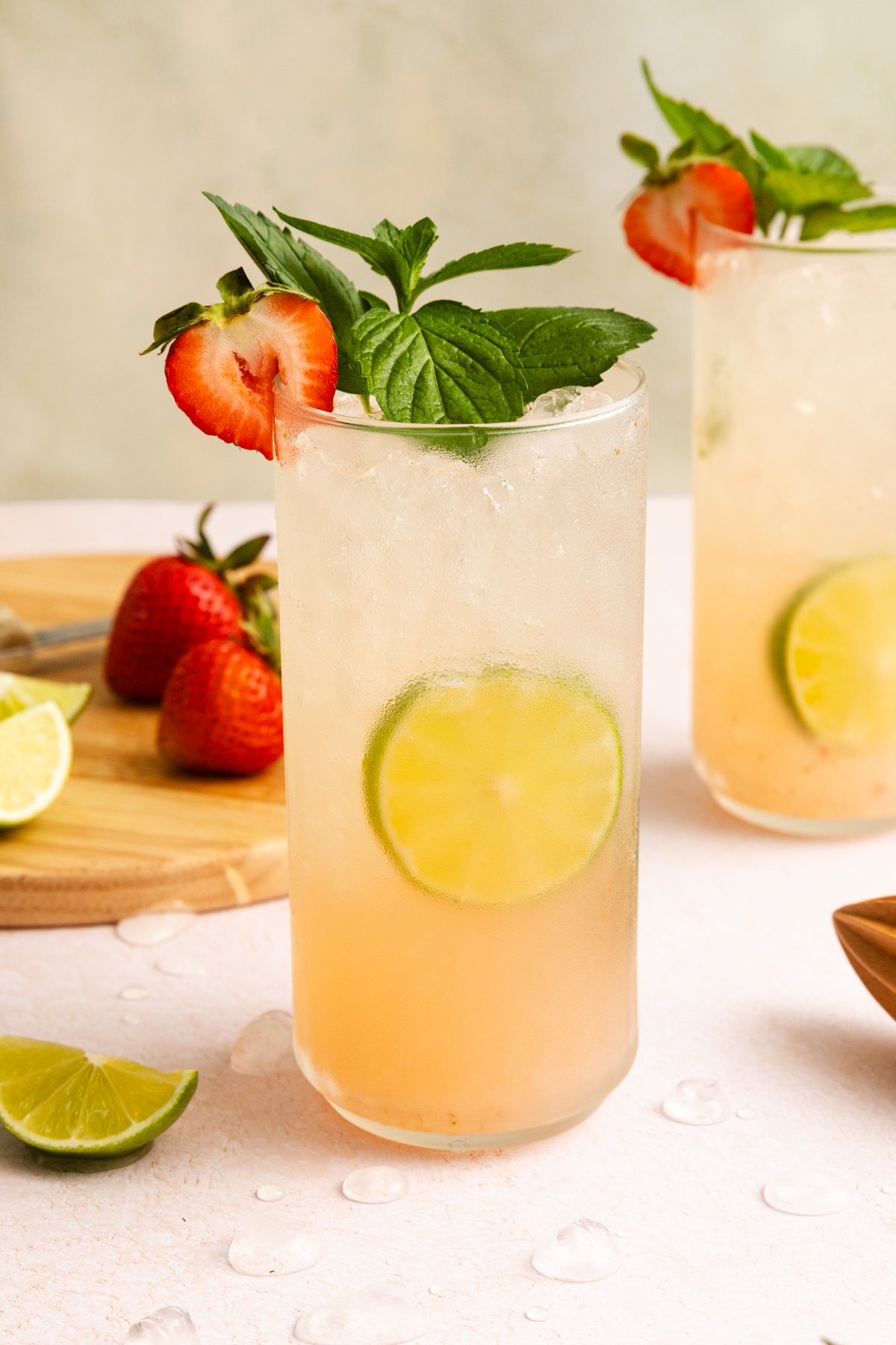 hi-res-strawberry-mojito-13.jpg
