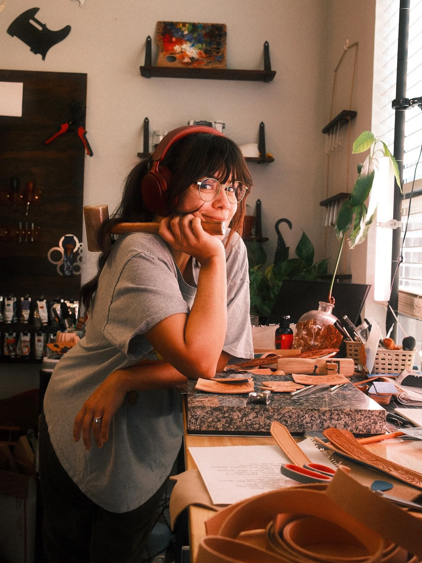 Hiya my commissions for to-size and adjustable guitar straps are open for the first time in years! More info on my site (I&rsquo;ll add in comments) under the &lsquo;commission&rsquo; page. More coming soon I just don&rsquo;t want to overwhelm myself