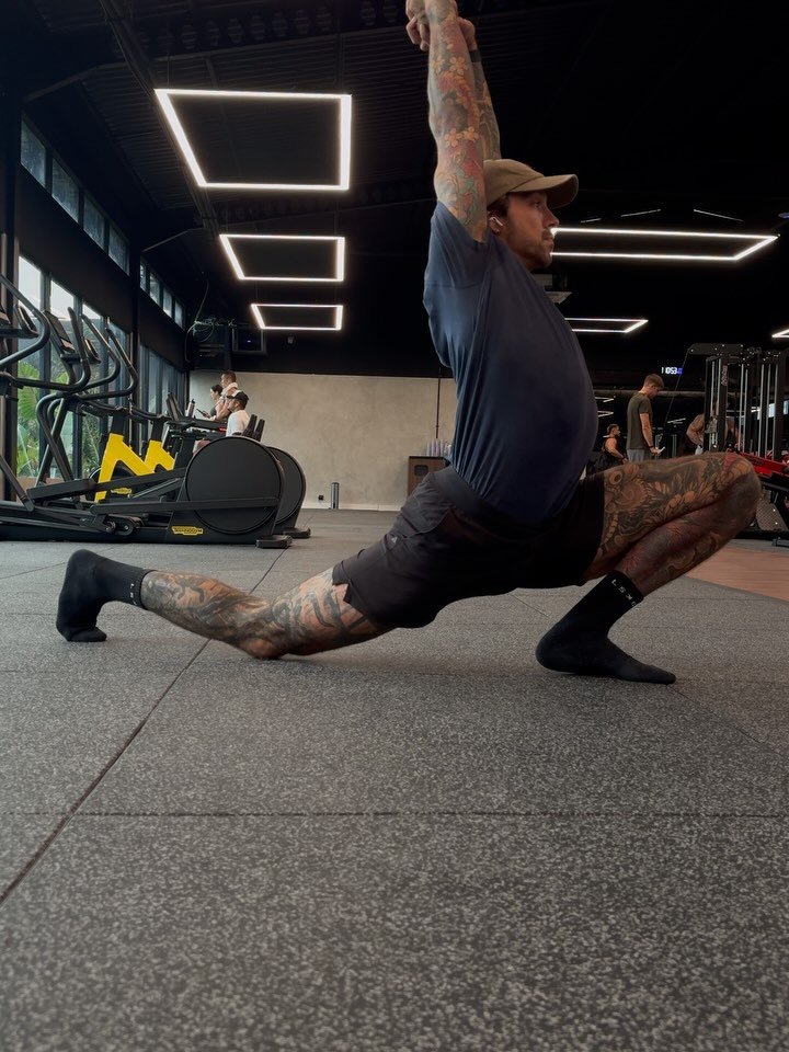 Some fun hip + lateral spine stuff 

#mobility #flexibility #hipmobility #mobilityexercises #mobilitywork #mobilitywod #mobilitysolutions #movebetter #moveeveryday #moveeverydamnday #moveyour🍑