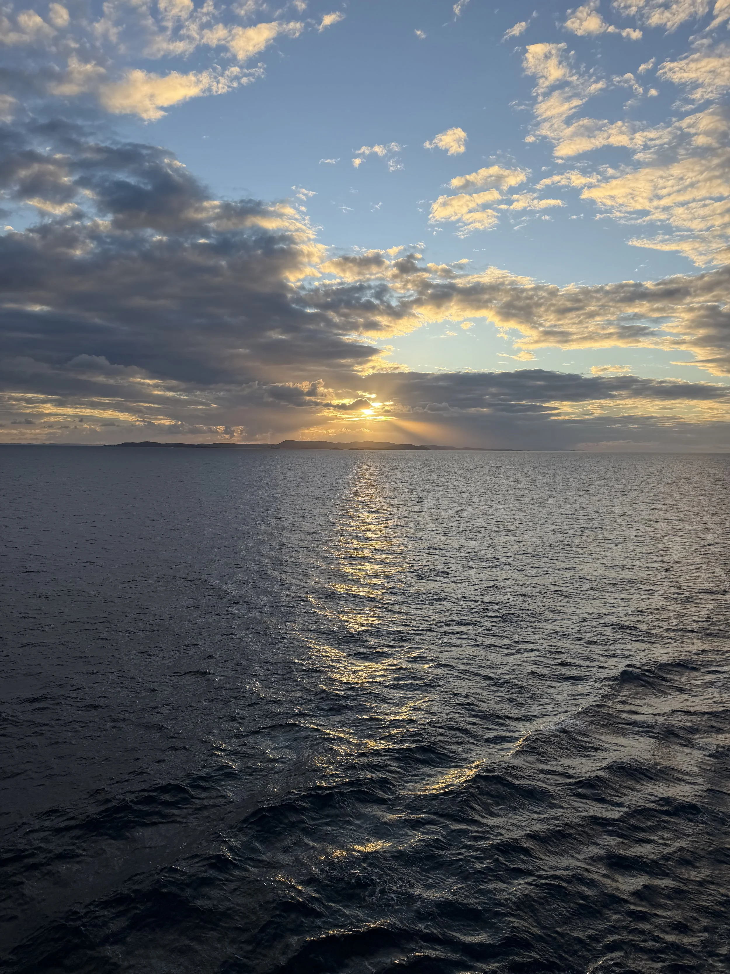 How We Saved Clients Thousands During Black Friday — Without Them Lifting a Finger(A Behind-the-Scenes Look at What a High-Touch Travel Agency Actually Does)