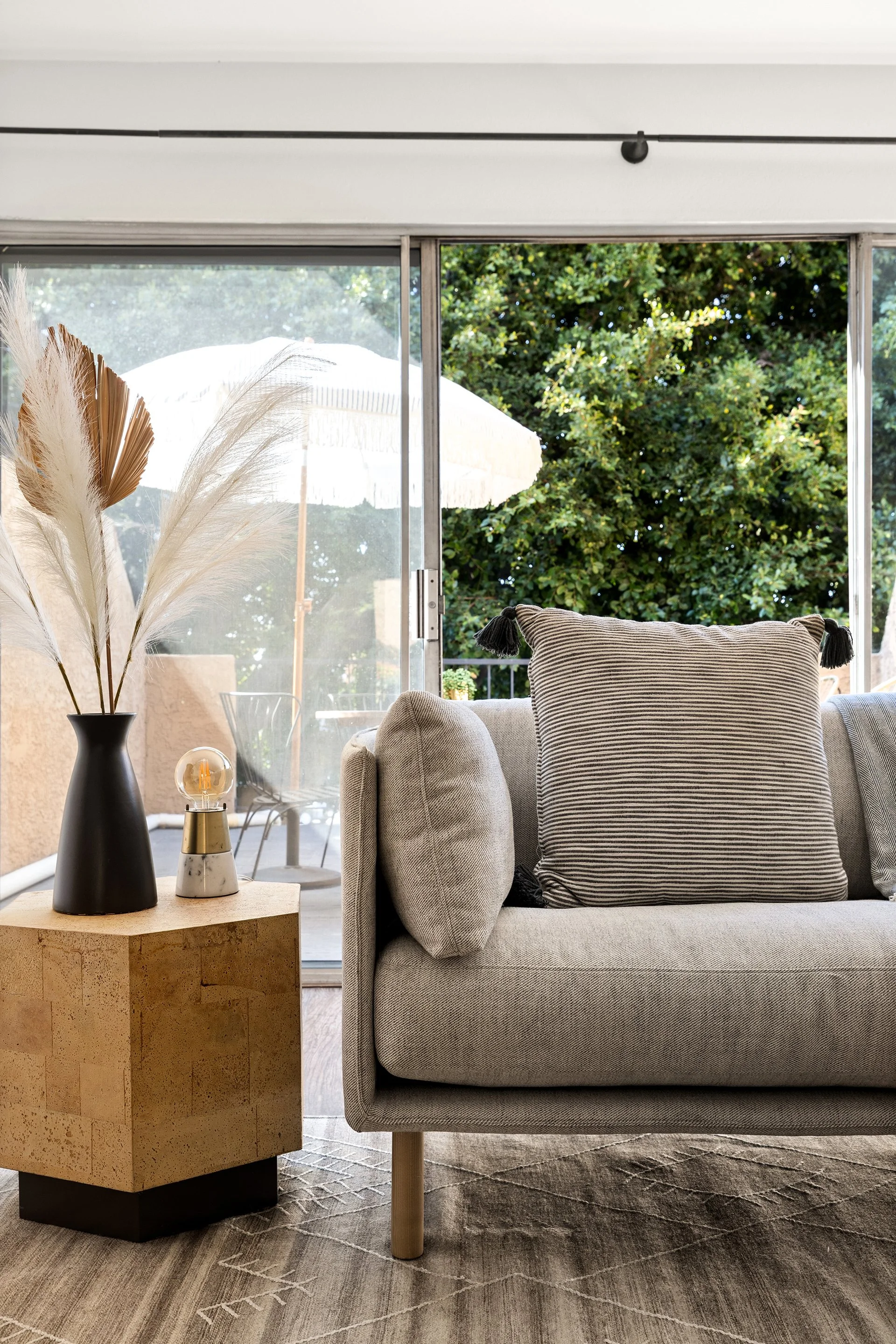 1890 S Cochran Ave #10