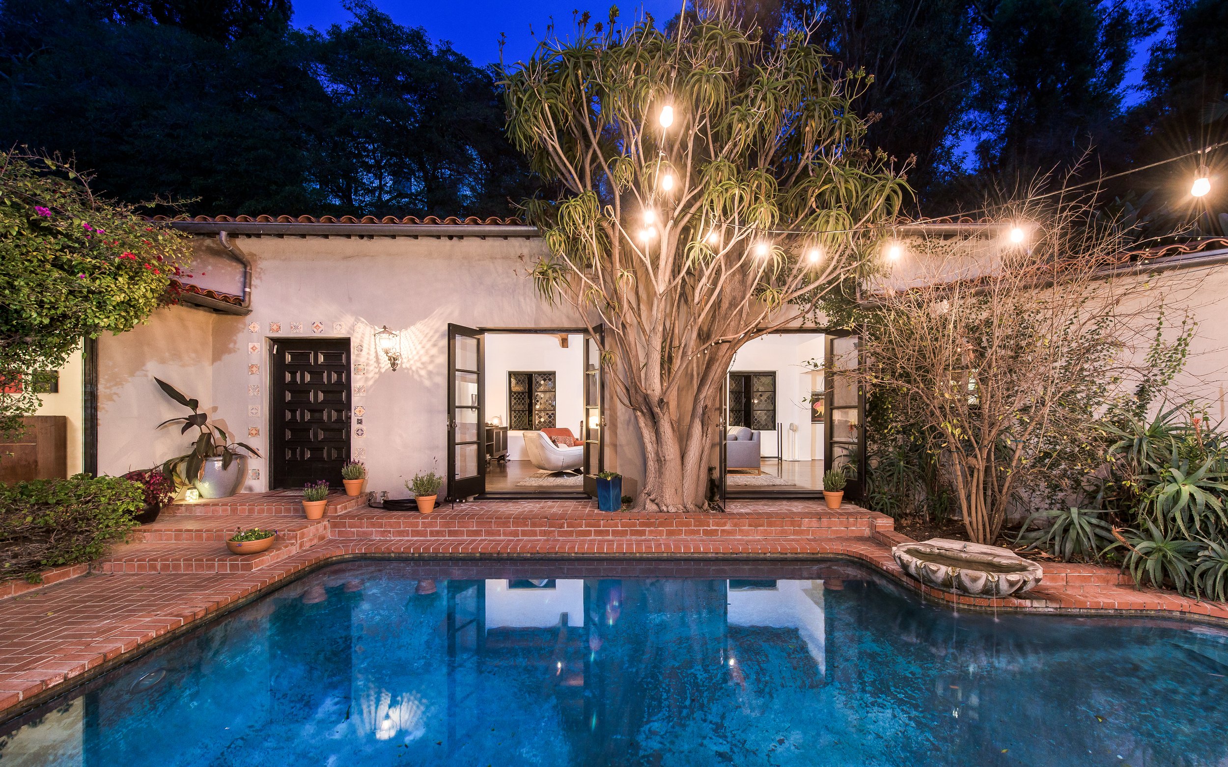 2362 Outpost Drive