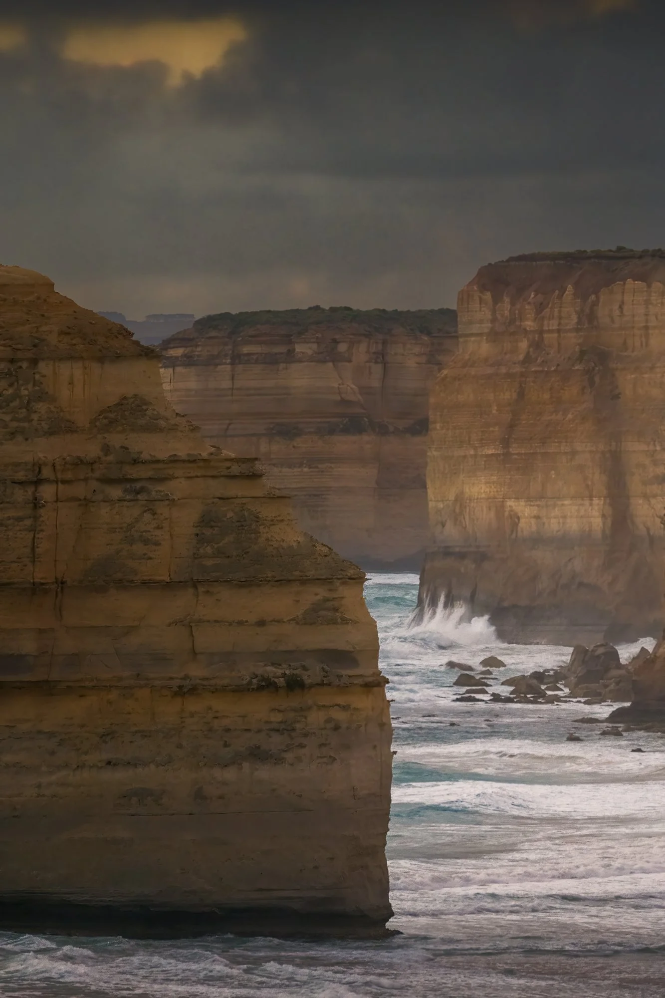 Twelve Apostles, Great Ocean Road, Australia, 9996