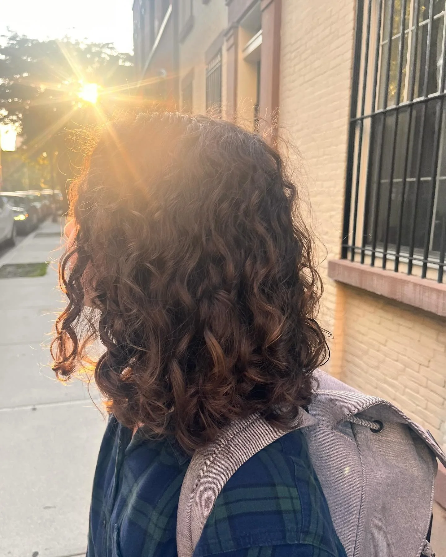 The end of the year cut for Alice ✨
By @krystalhair_nyc 
#hair #curlycut #kidscut #bksalon #bkstylist #explore #fyp #like #book #jetsetsalon