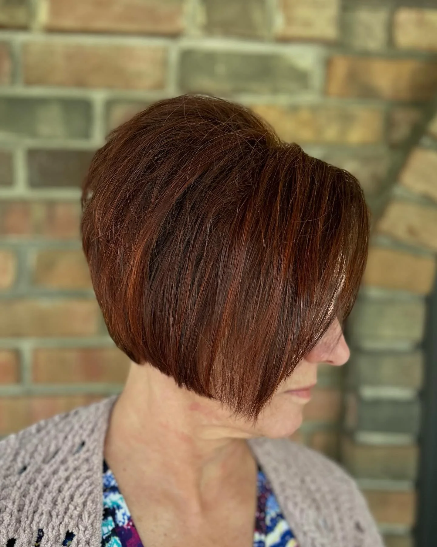 Lil graduated bobby ✂️

&bull;

#michiganhairstylist #michigan #bobhaircut