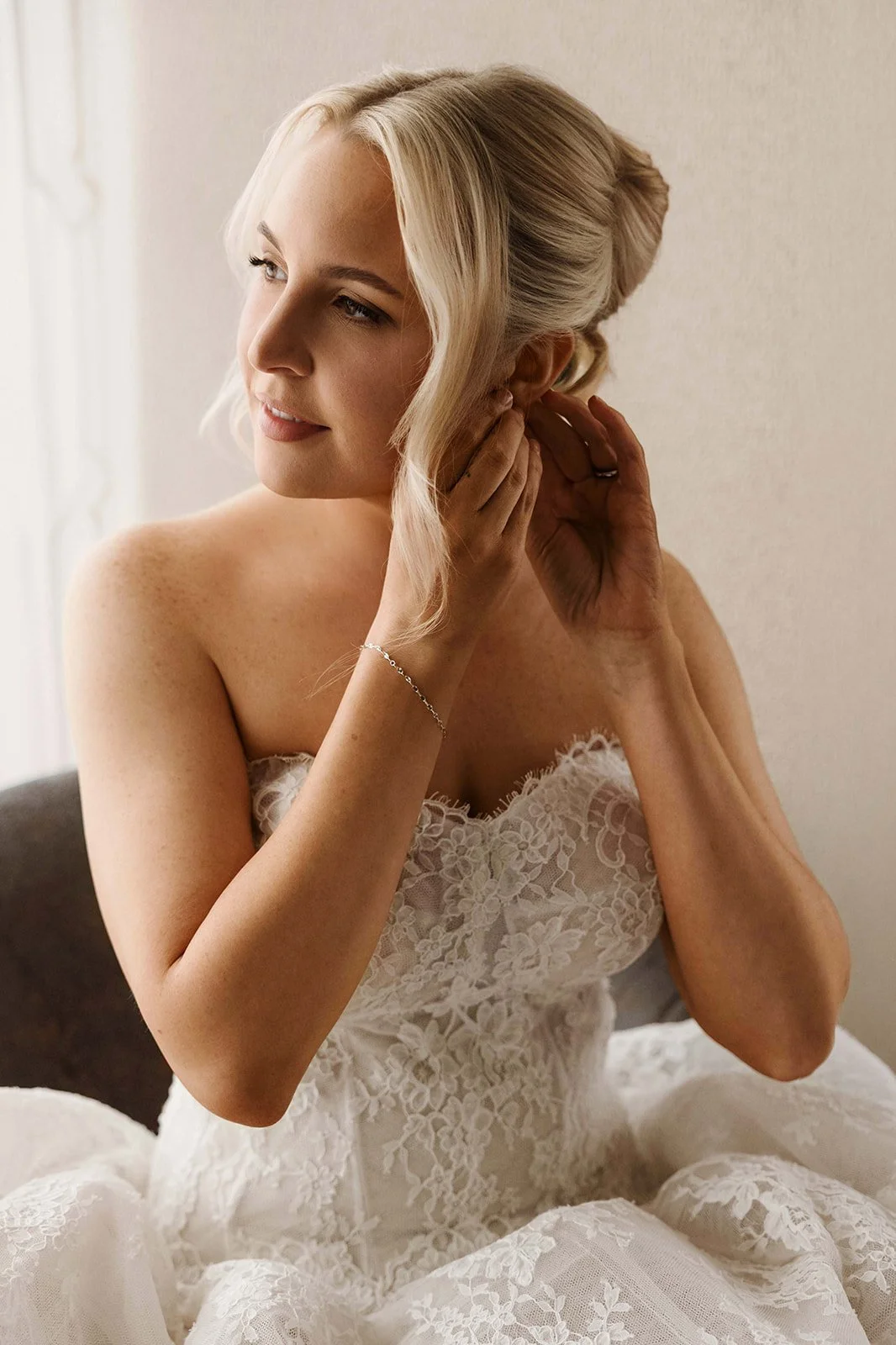 Michigan bridal hair updo