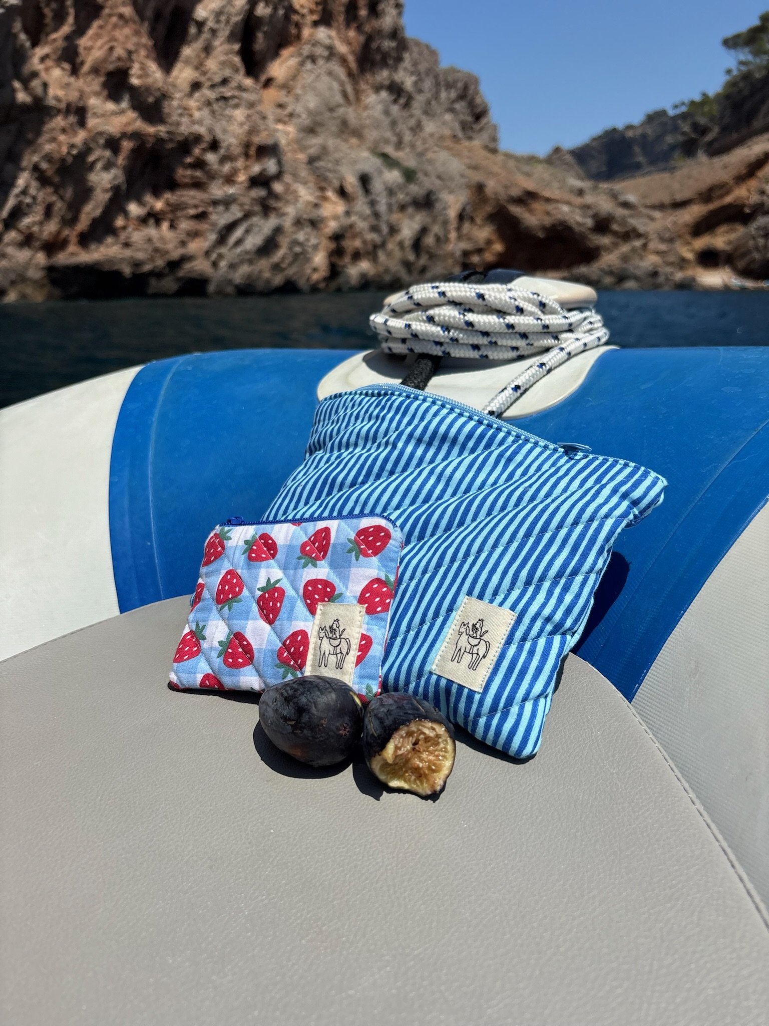 Mallorca Passport Pouch