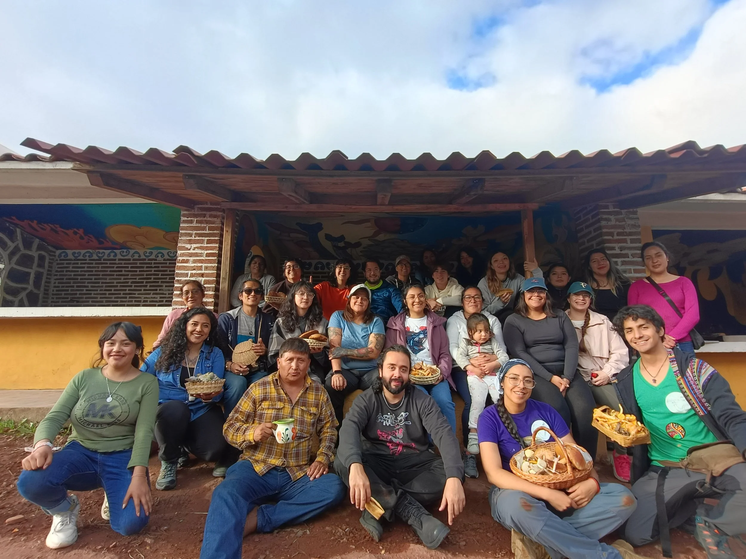 Foto grupal en la caseta La Fungina