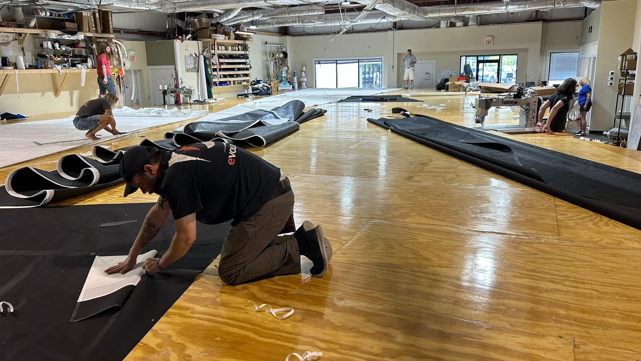 Latell Evolution Sailmakers by Latell & Ailsworth