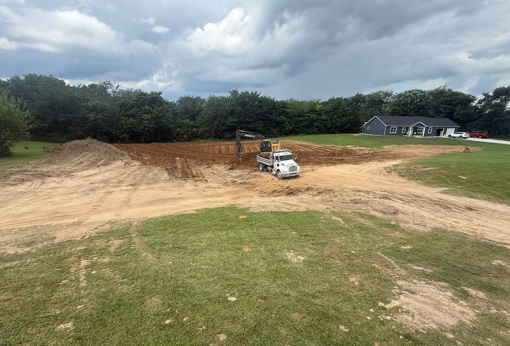Professional excavation and site grading services preparing a commercial property for development in Springfield, Illinois by 3D Excavating.