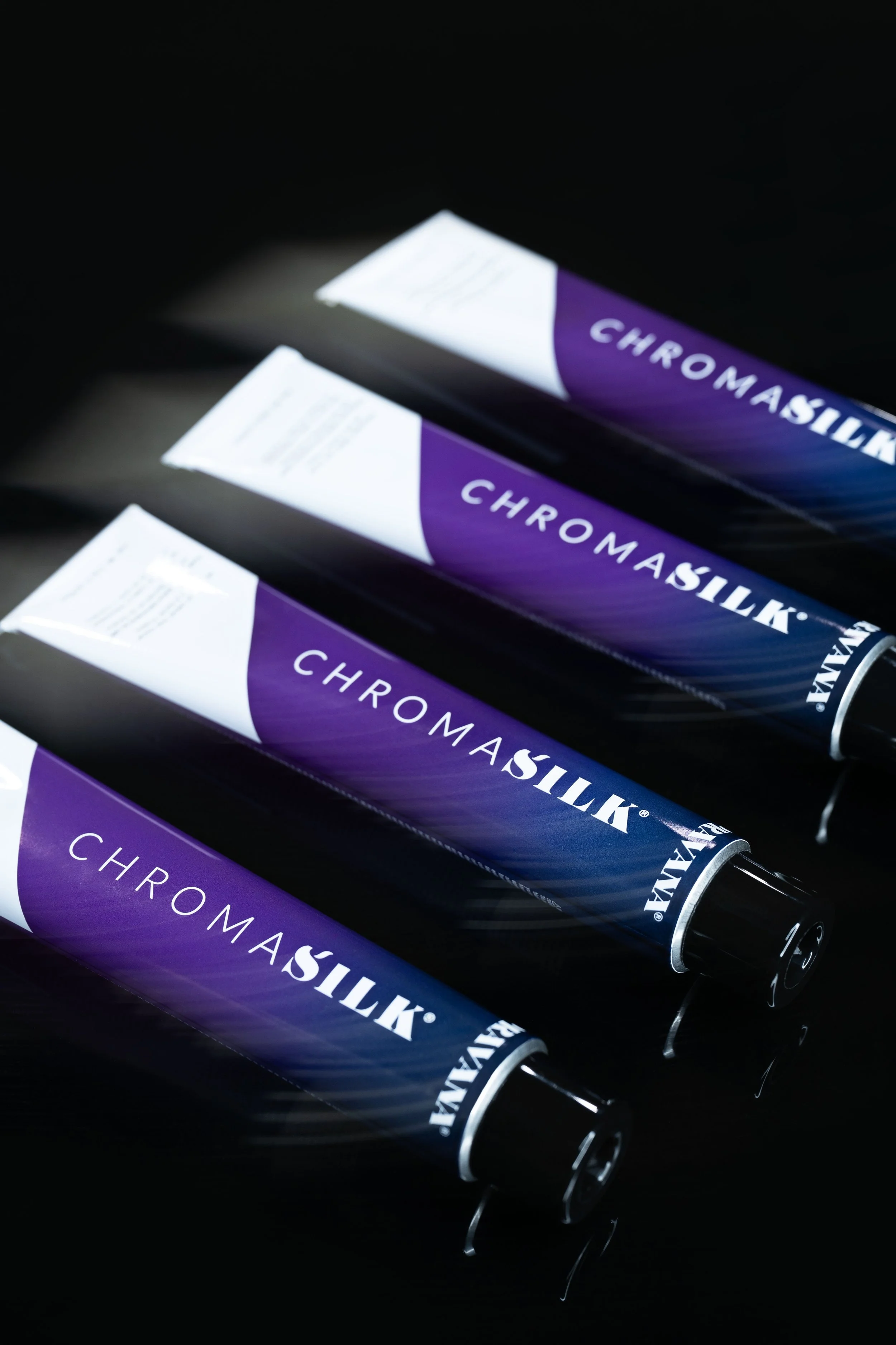 Copy of PRAVANA_DeepChroma7413 (1) copy.JPG