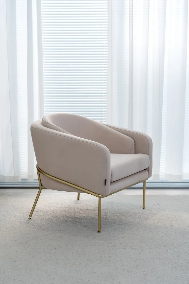 bohaus-heron-lounge-chair-ivory-1.jpg
