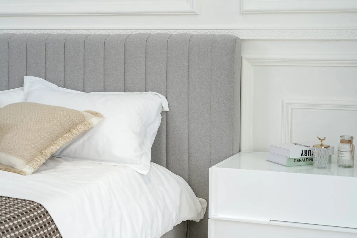 bohaus-alora-bed-silver-7.jpg