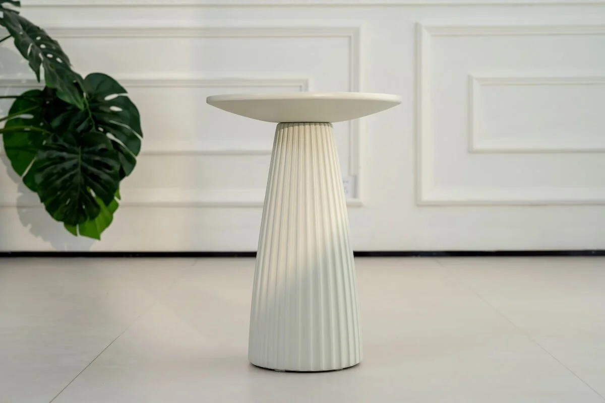 bohaus-oleander-concrete-indoor-outdoor-side-table-1.jpg