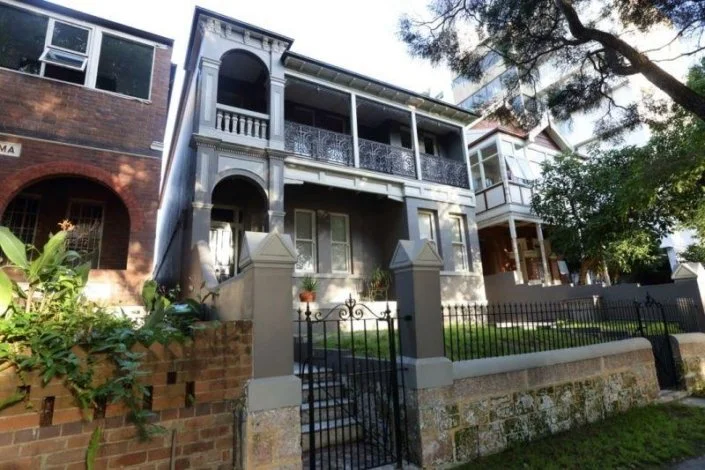 Bondi-ext-705x470.jpg