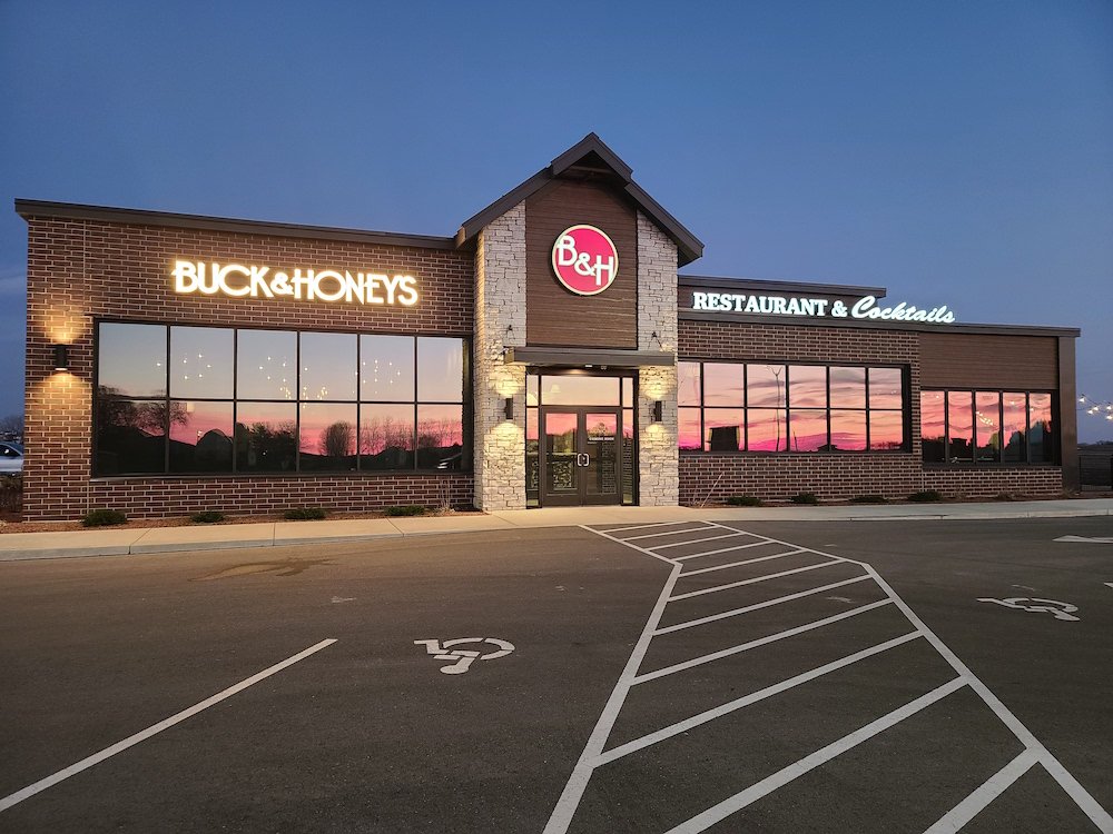 Buck & Honey's Waunakee - 6/26