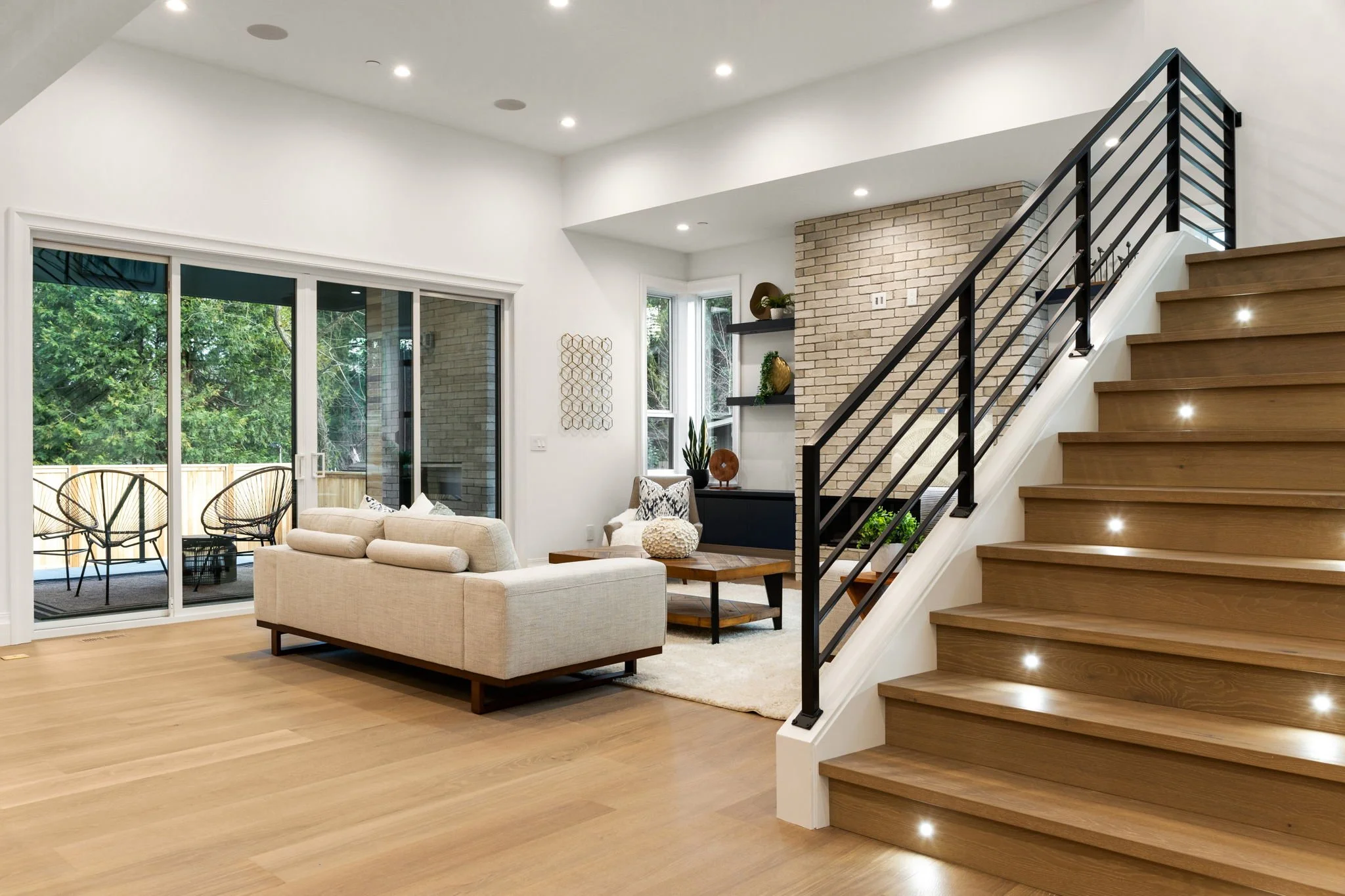 5-web-or-mls-1604-164th-pl-ne.jpg