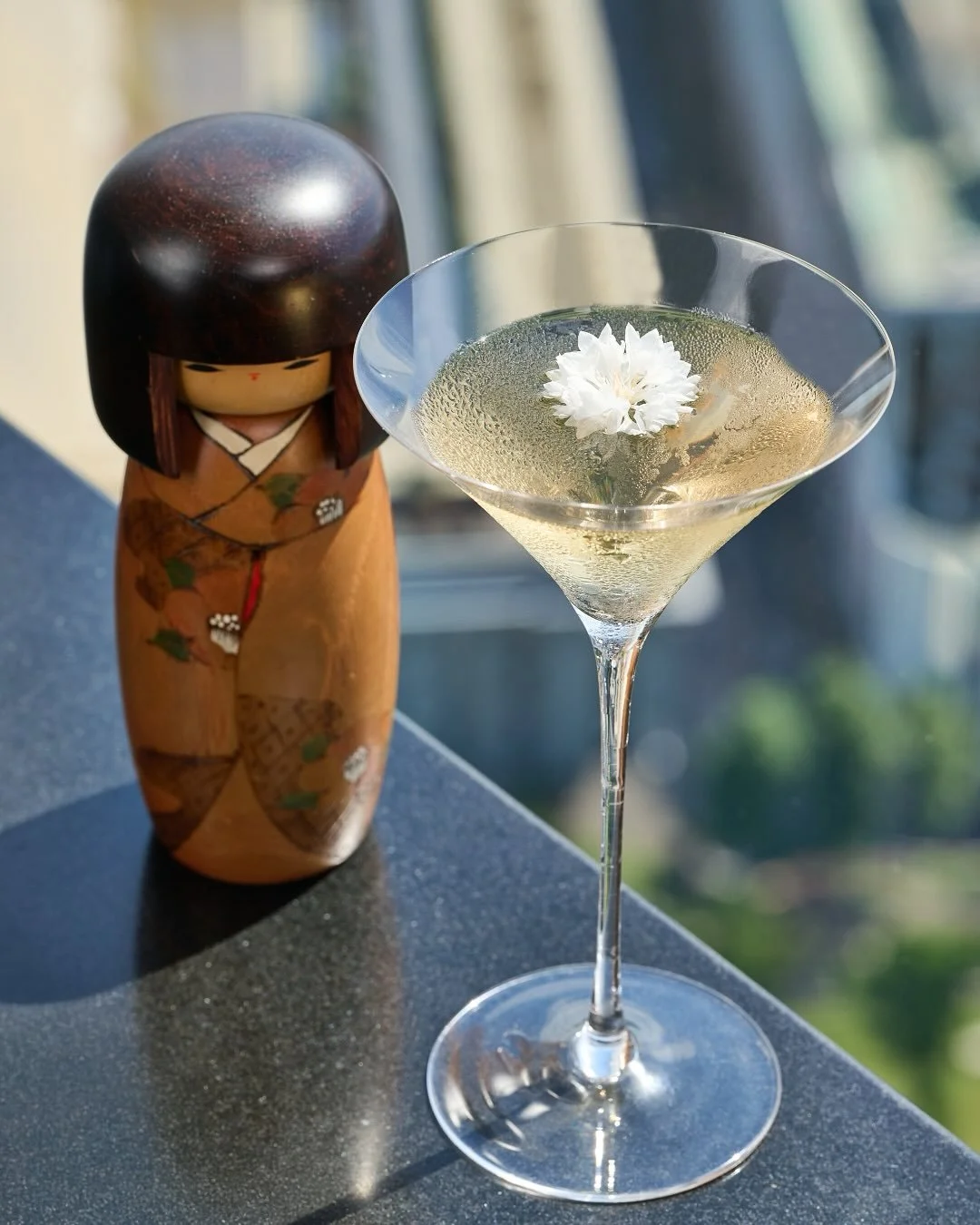 Meet our new cocktail of the month — the Sakurao Martini. 🍸
A refreshing mix of pear-infused Sakurao Gin, yuzu, and a touch of Choya, it’s light, crisp, and just the right amount of sweet.
Perfect for slow sips above the city. 🌆✨
#SK