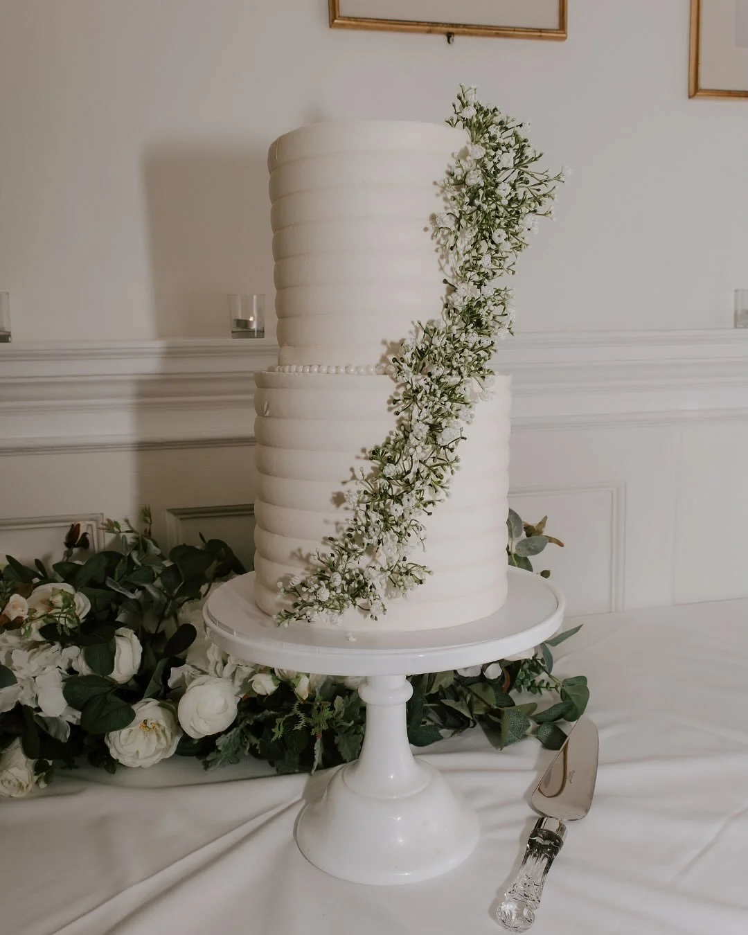 Laura and Jake’s wedding at the Assembly House was full of beautiful details that made the day feel so personal. The room looked amazing, every little touch thought through, and it was a real pleasure to capture it all as the day unfolded.
If