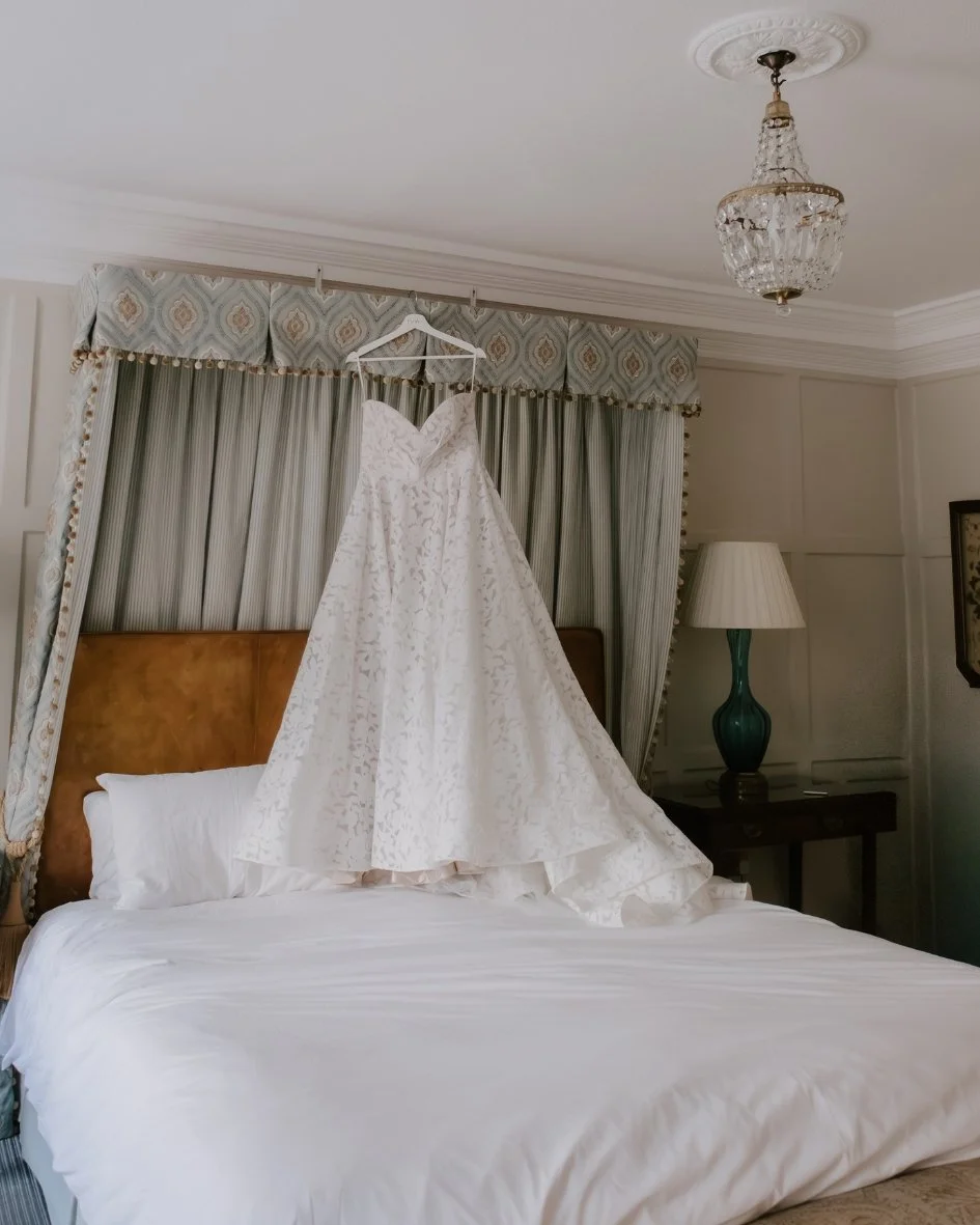 One thing about me&hellip; I&rsquo;m always going to make time for those detail shots on your wedding day 🤍

The textures, the florals, the little finishing touches you&rsquo;ve poured your heart into, they deserve their moment too, periodddd!

If y