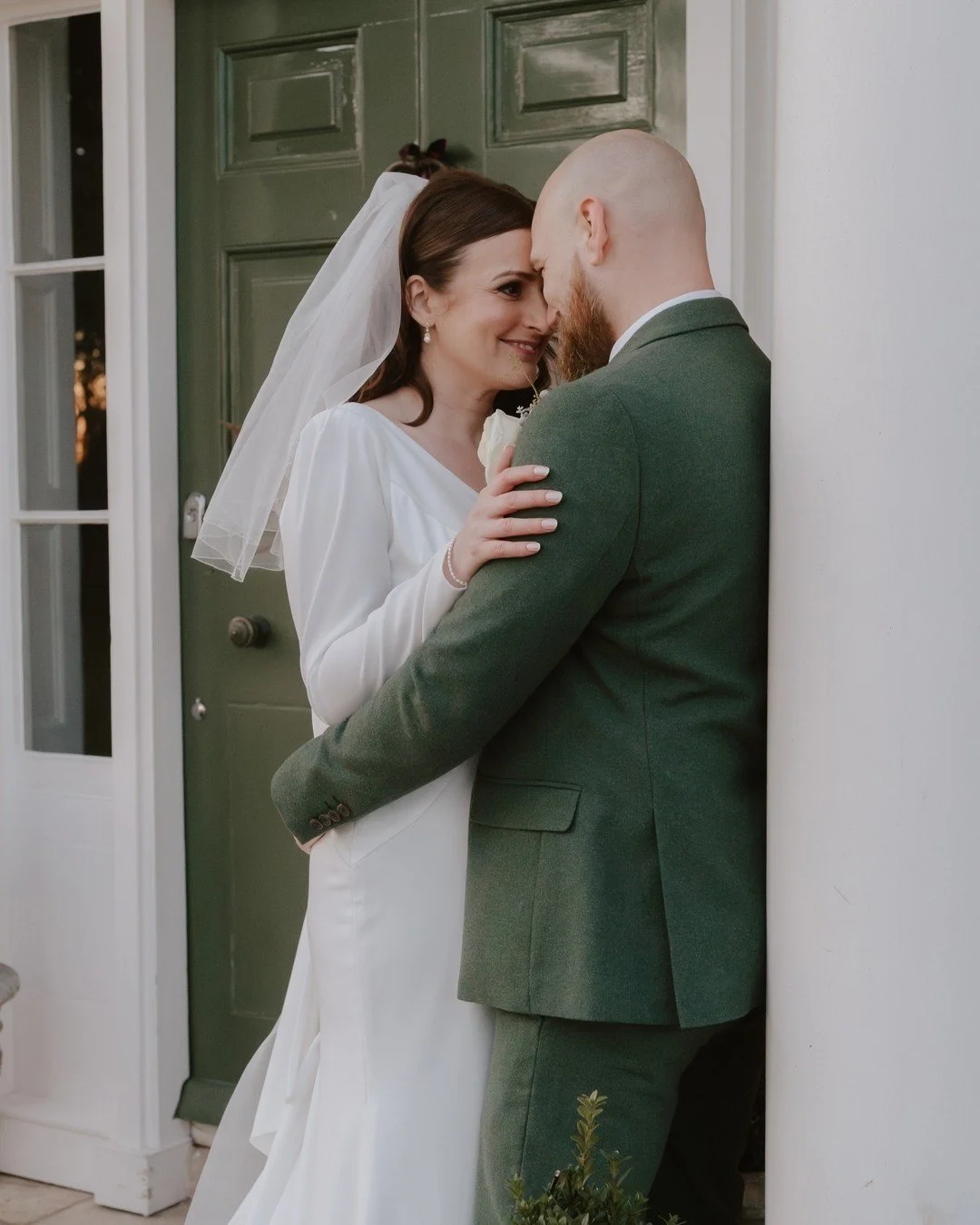 This cold weather has got me reminiscing about Vicky &amp; Darren&rsquo;s lovely wedding last year at @reymerstonhall 🤍

One of those days that feels even better to look back on when it&rsquo;s freezing outside, warm, relaxed, and full of really lov