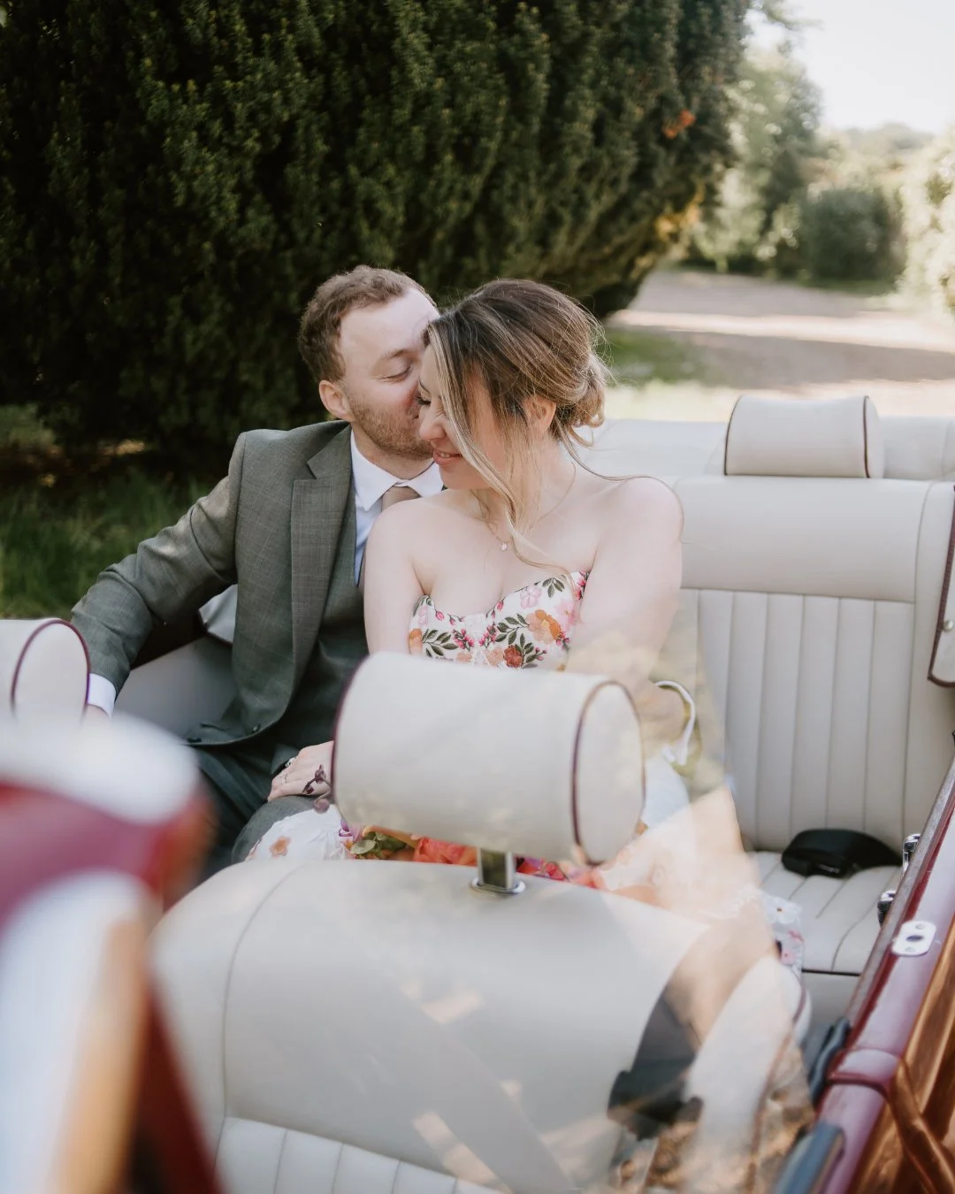 A classic car moment... such a fab little prop for a wedding day, adds a bit of drama, a bit of nostalgia, and makes those just married moments feel even more special. Can&rsquo;t go wrong really.

My 2026/27 diary is open, enquire via the link in my