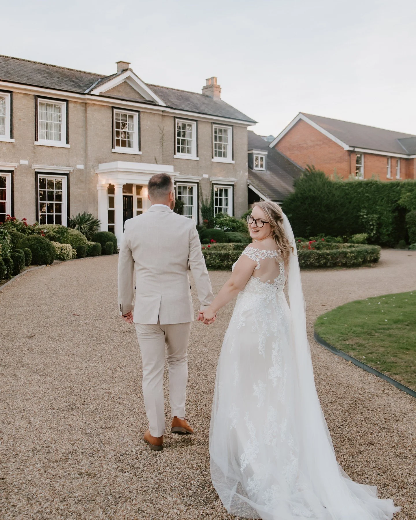 L + A 🤍
Literally every single shot is smiles from ear to ear, and I think that says everything about their day. Just pure happiness from start to finish, the kind you can feel just looking at it.

My 2026/27 diary is open &mdash; enquire via the li