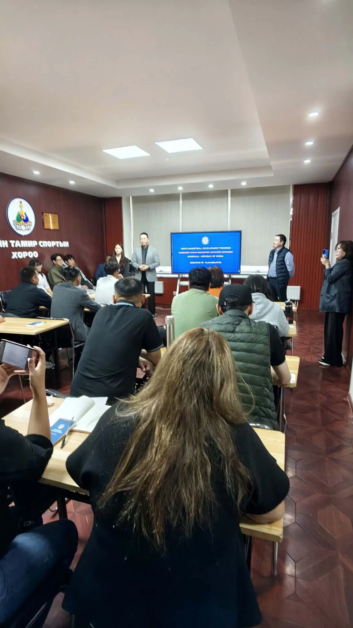 ebfcd200-c9e9-43f8-b5aa-f0ded79b2210.jpg