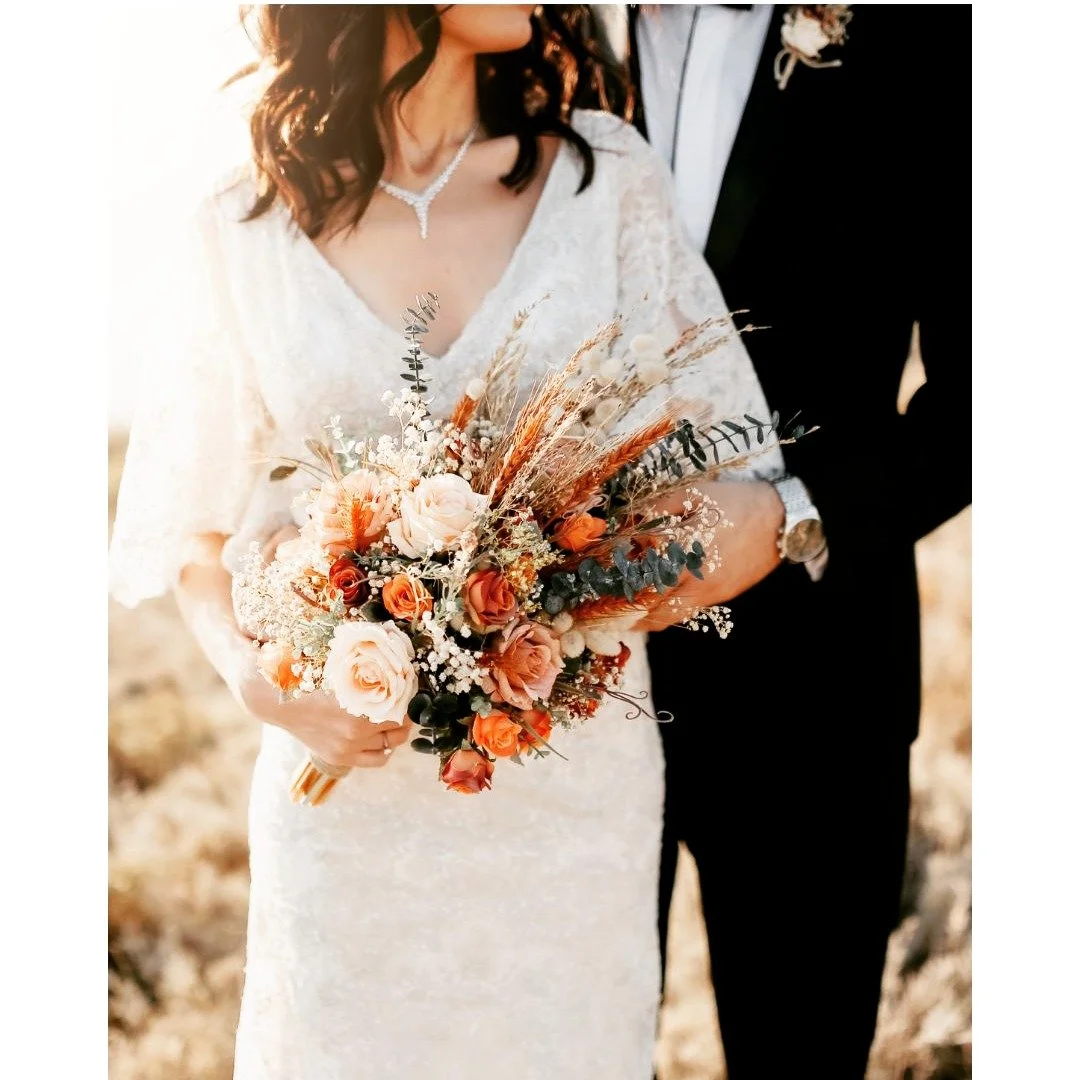 Ihr plant eure Traumhochzeit im September oder Oktober?
Dann vergesst nicht die kleinsten Gäste.
Wir wissen aus Erfahrung als ehemalige Hochzeits- & Eventplaner:
Glückliche Kinder bedeuten entspannte Eltern – und damit eine rund
