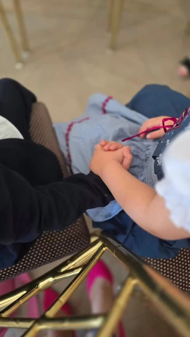 Was lässt unsere Herzen (fast) noch höher schlagen als Kindergeburtstage? Hochzeiten! Was für ein wunderbarer Tag mit diesem einzigartigen Ausblick. Das Brautpaar wollte unbedingt mit Happy Hearts Events seine Hochzeit im #BayerischenH