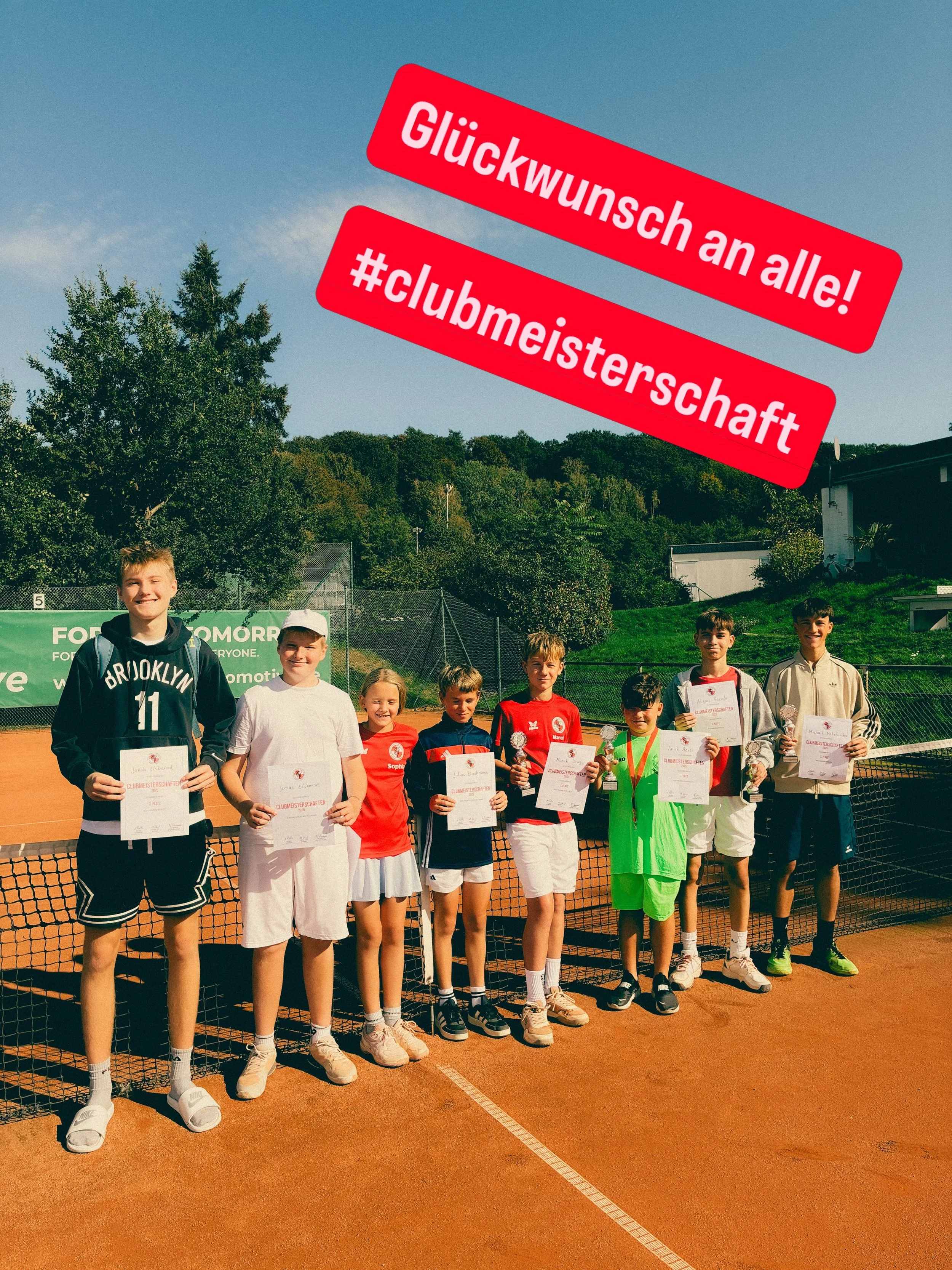 Gl&uuml;ckwunsch an alle THC Kids und Jugendlichen zu einer gelungenen Clubmeisterschaft! Das grandiose Wetter habt ihr euch verdient. 🌴☀️🏆

#thcrotweiss #tennis #bergischgladbach