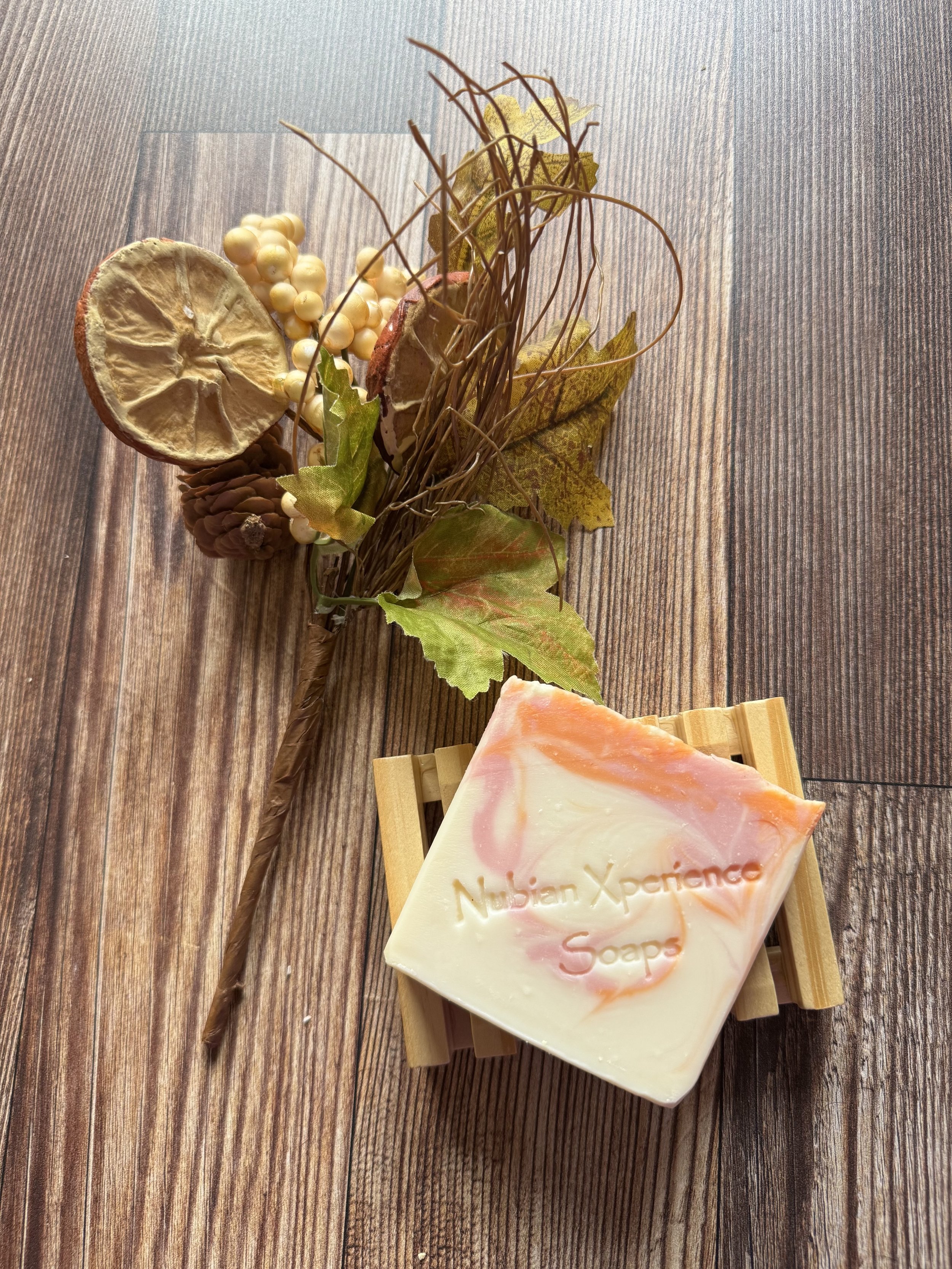 White Peach & Freesia Soap - 5.4oz