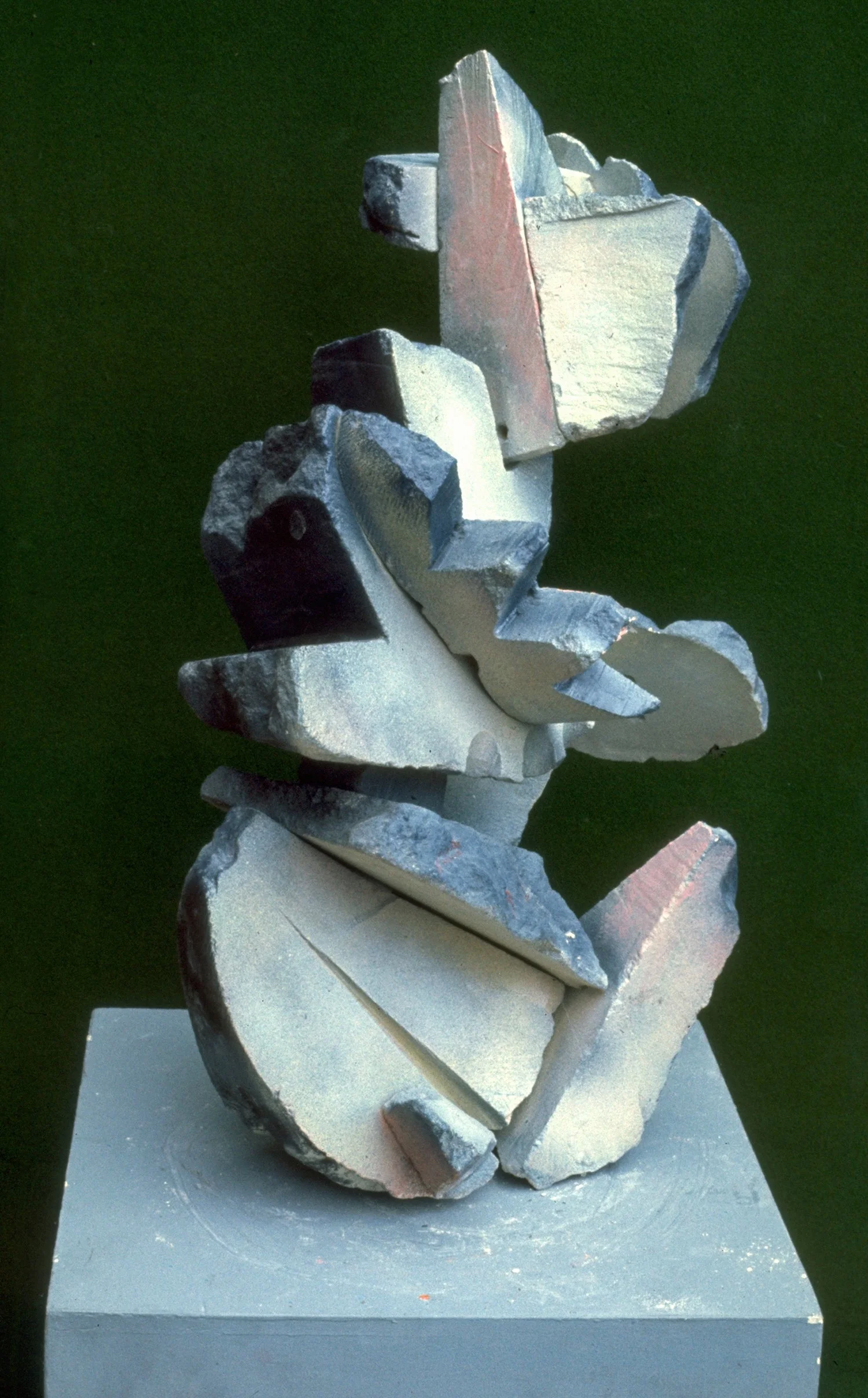 Mikado. Ancaster stone and paint. 29' high. 1976.