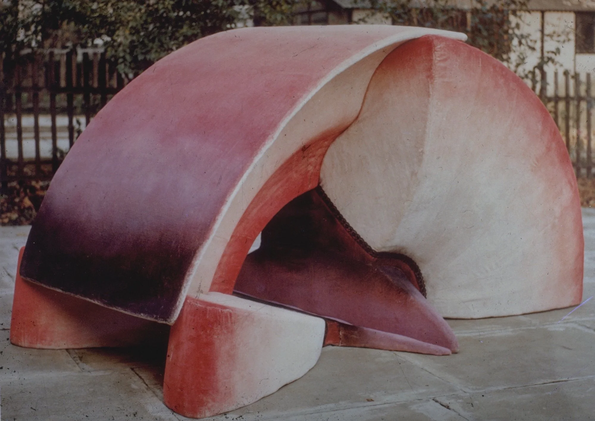 Interlock. Fibreglass, resin, foam rubber, velvet & paint. 10ft long x 5ft high. 1968.
