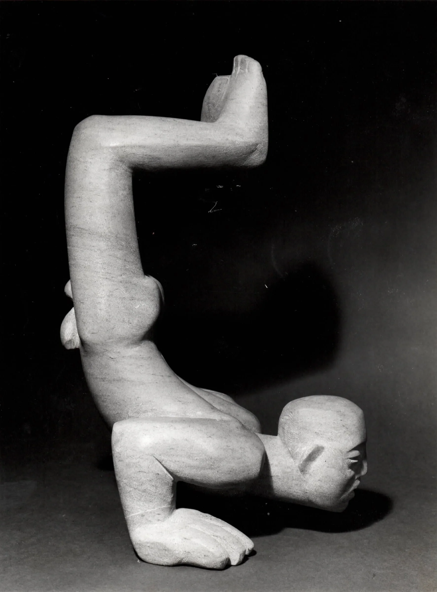 Handstand. Ancaster Stone. 24' high. 1982.
Private Collection
