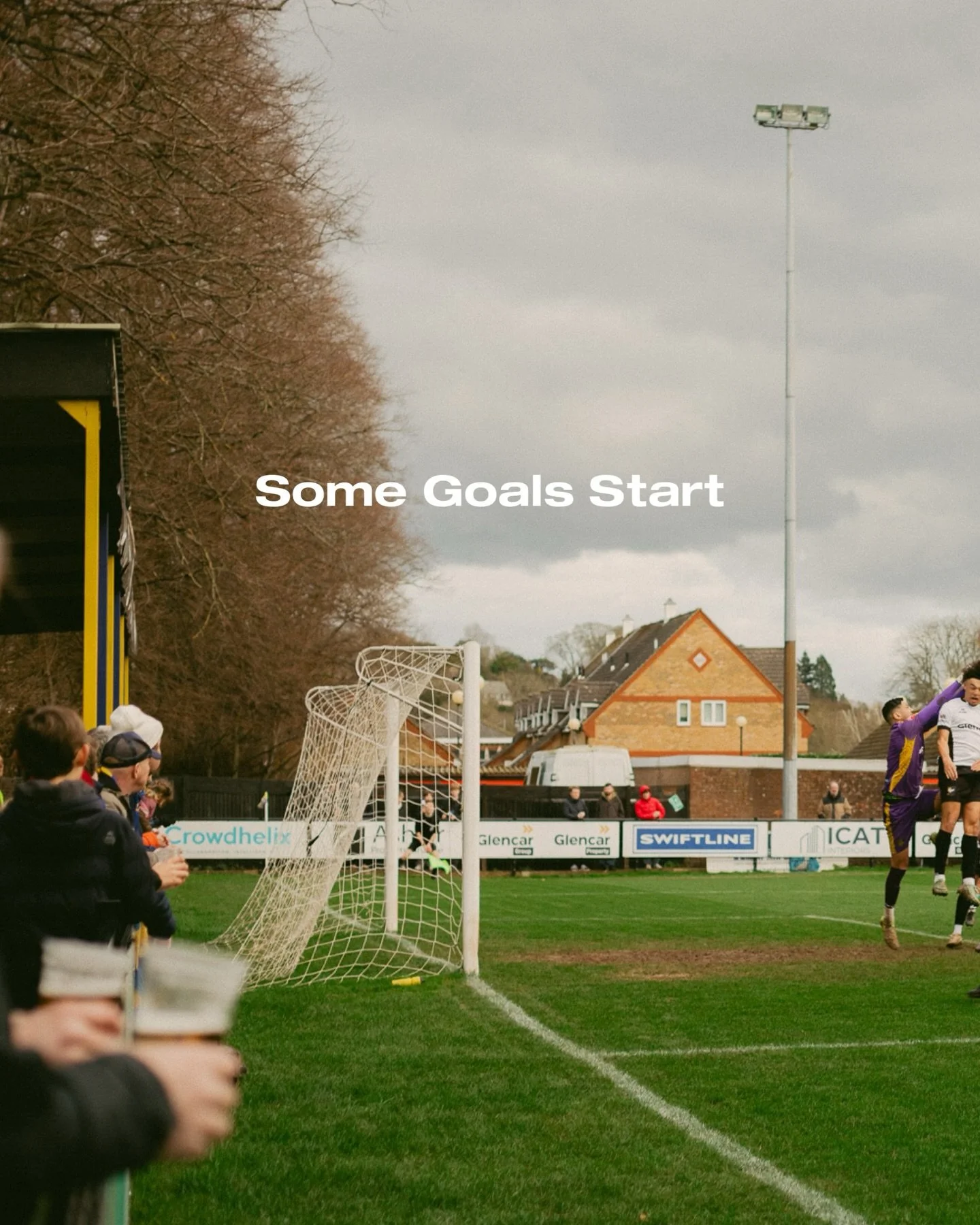 Some Goals Start With Courage In The Air

#berkhamstedfc #atreetphotographer #streetlife #shotbybh #grassroots