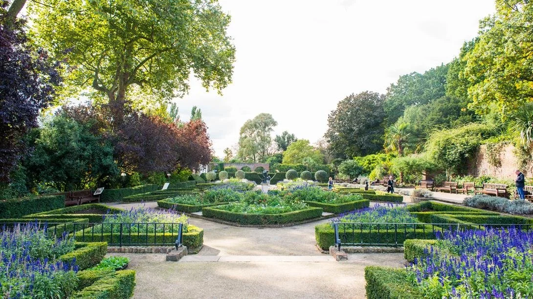 Holland Park W11