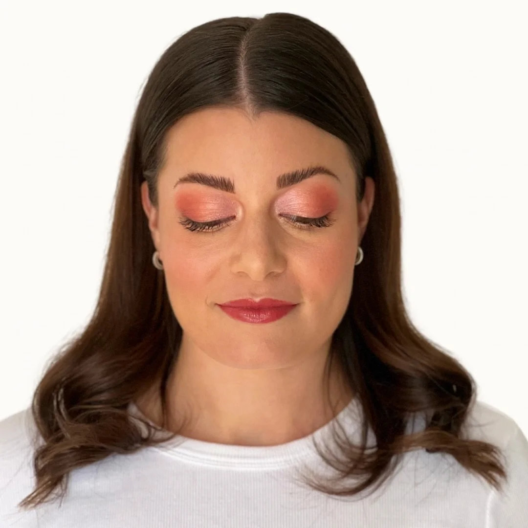 Ein bisschen Mut zur Farbe mit @franzijoggi 🎨🩷 #juliae #juliaemakeupartist #makeupartist #eyemakeup