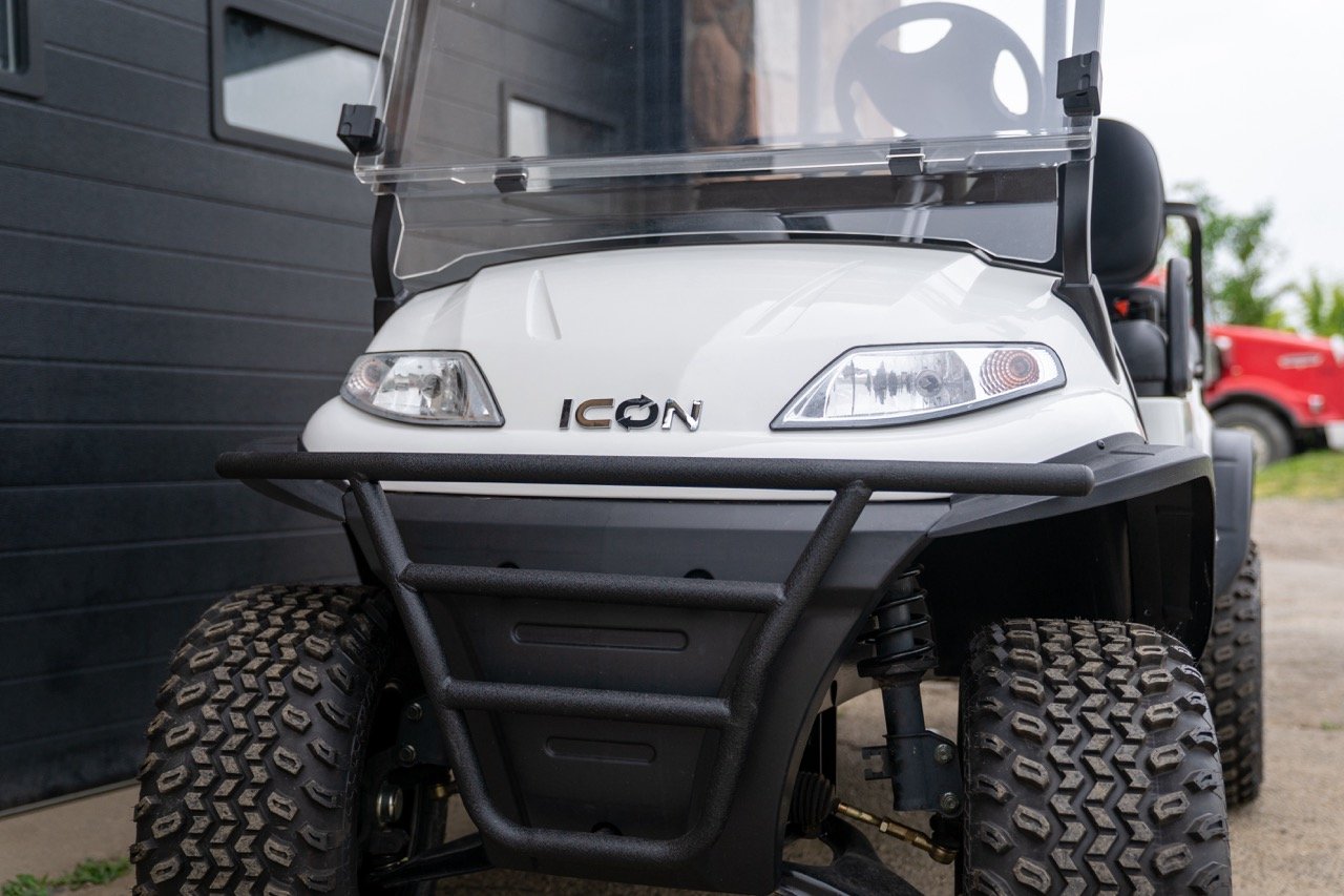 White 2025 Icon i40L Eco golf cart