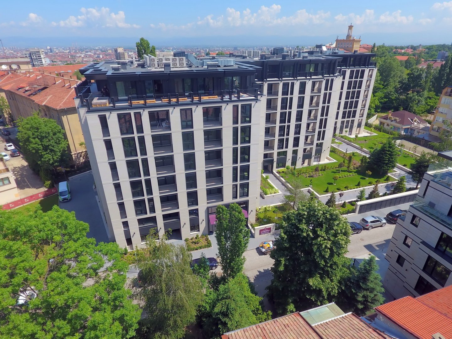 Residential Building "Secret Gardens"